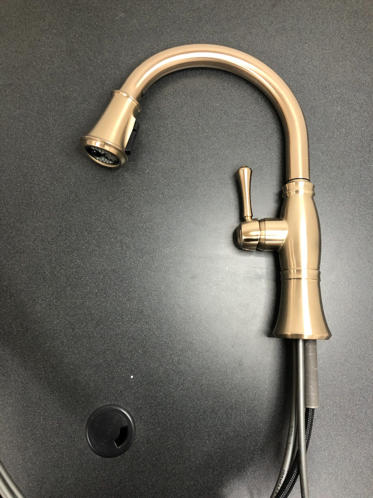 Delta Cassidy Pull-Down Kitchen Faucet with Magnetic Docking Spray Head and ShieldSpray