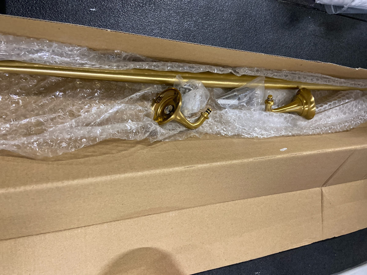 Alno A6720-30-SB Charlie's 32" Wide Traditional Solid Brass Bathroom Towel Bar - Satin Brass