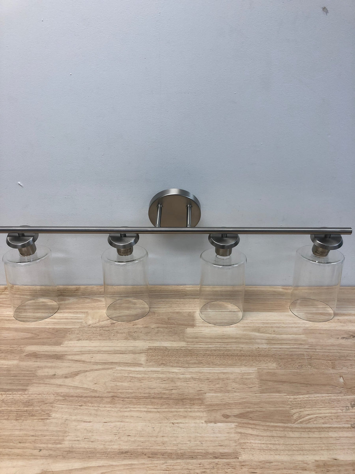 Hampton bay 1024HBBNDI Champlain 31.5 in. 4-Light Brushed Nickel Modern Bathroom Vanity Light with Clear Glass Shades