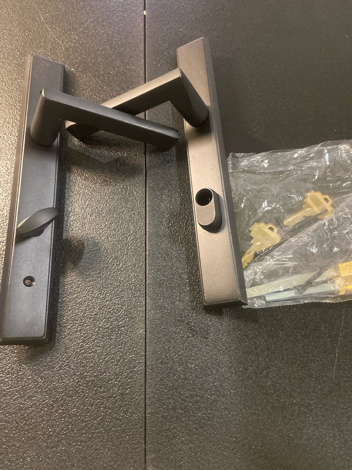 Emtek 1451US19LH Sandcast Bronze Door Configuration 4 Keyed Entry Multi Point Narrow Trim Lever Set with American Cylinder Above Handle - Flat Black Lariat Lever