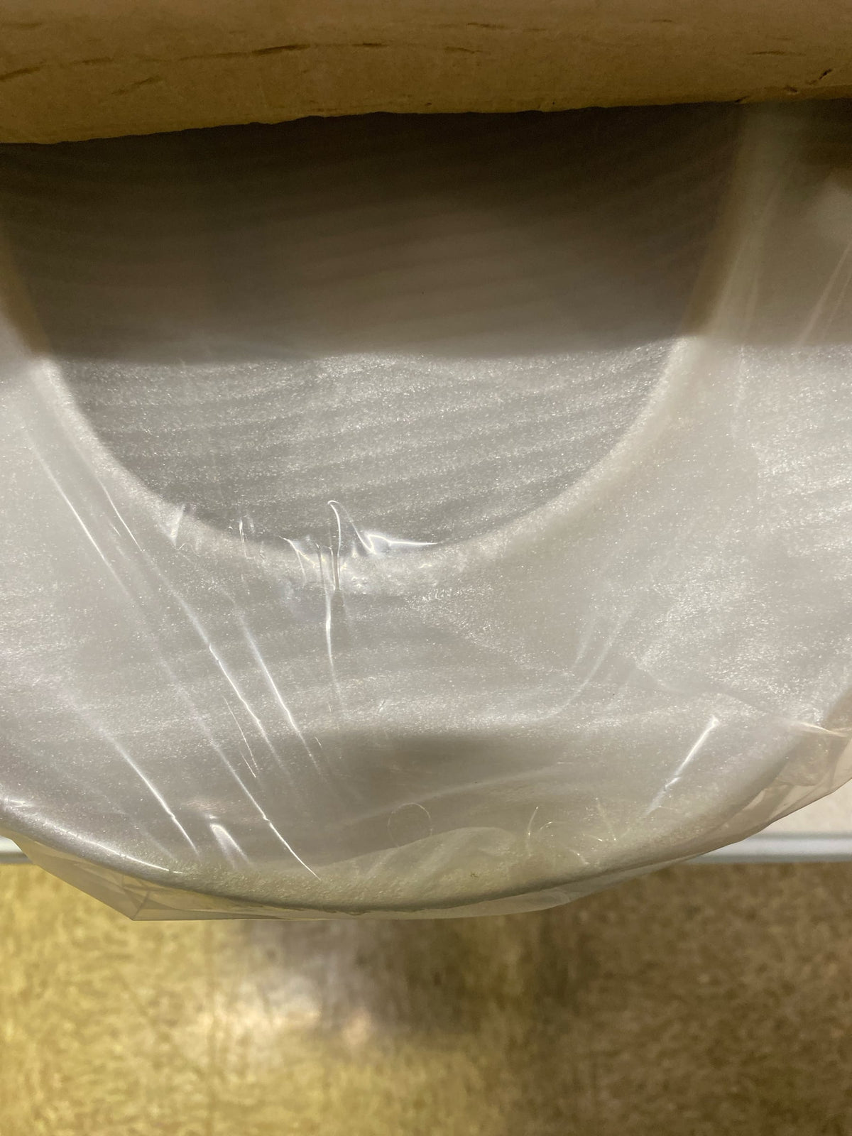 TOTO SoftClose Elongated Closed-Front Toilet Seat and Lid