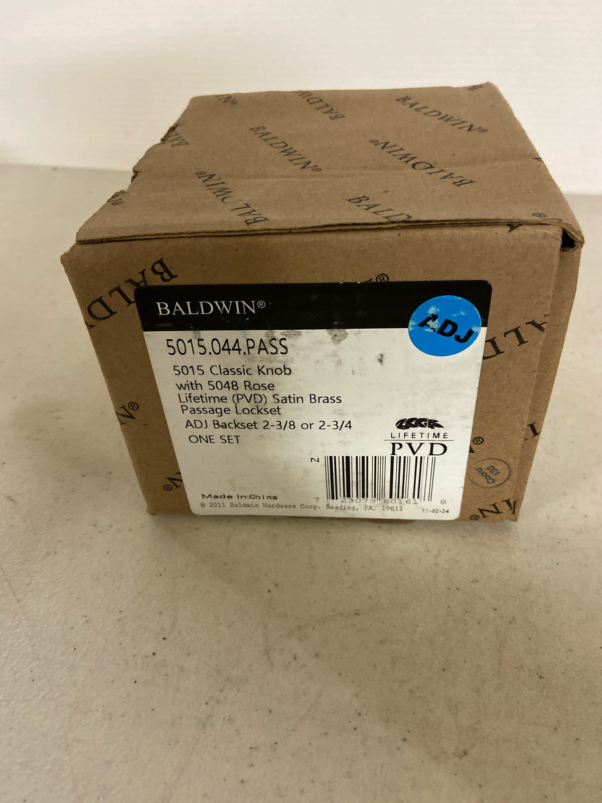 Baldwin 5015044PASS 5015 Passage Door Knob Set with 5048 Rose from the Estate Collection - Satin Brass