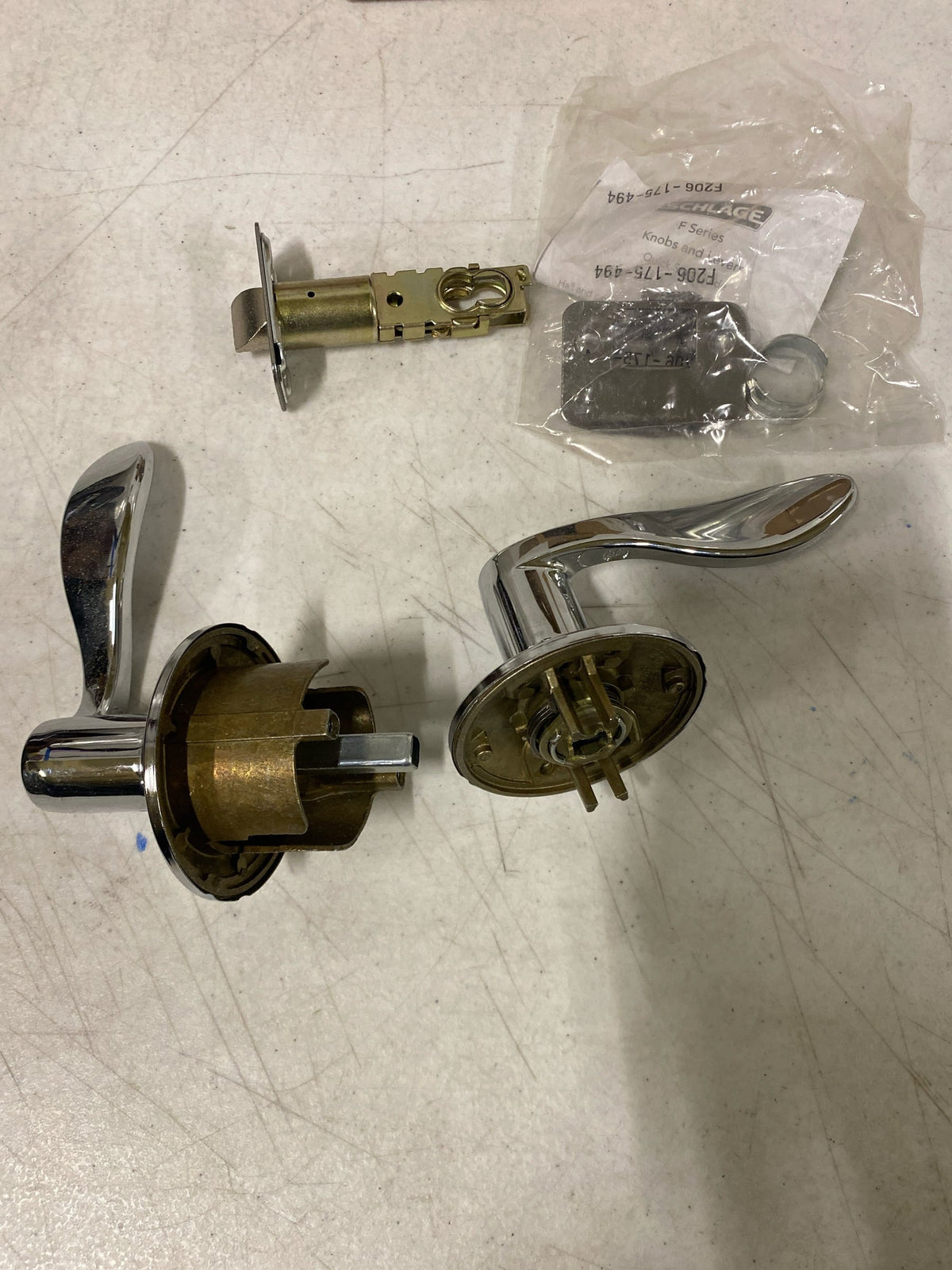 Schlage F10 ACC 626 Accent Satin Chrome Passage Hall/Closet Door Handle