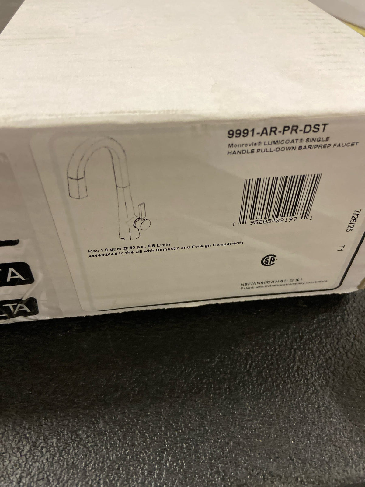 Delta 9991-AR-PR-DST Monrovia 1.8 GPM Single Hole Pull Down Bar/Prep Faucet with Magnetic Docking Spray Head - Lumicoat Arctic Stainless