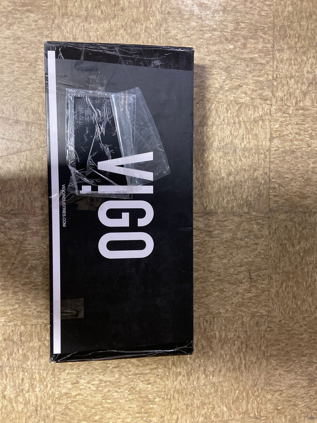 Vigo VG02029MBS Greenwich Single-Handle Pull-Down Sprayer Kitchen Faucet with Touchless Sensor in Matte Black