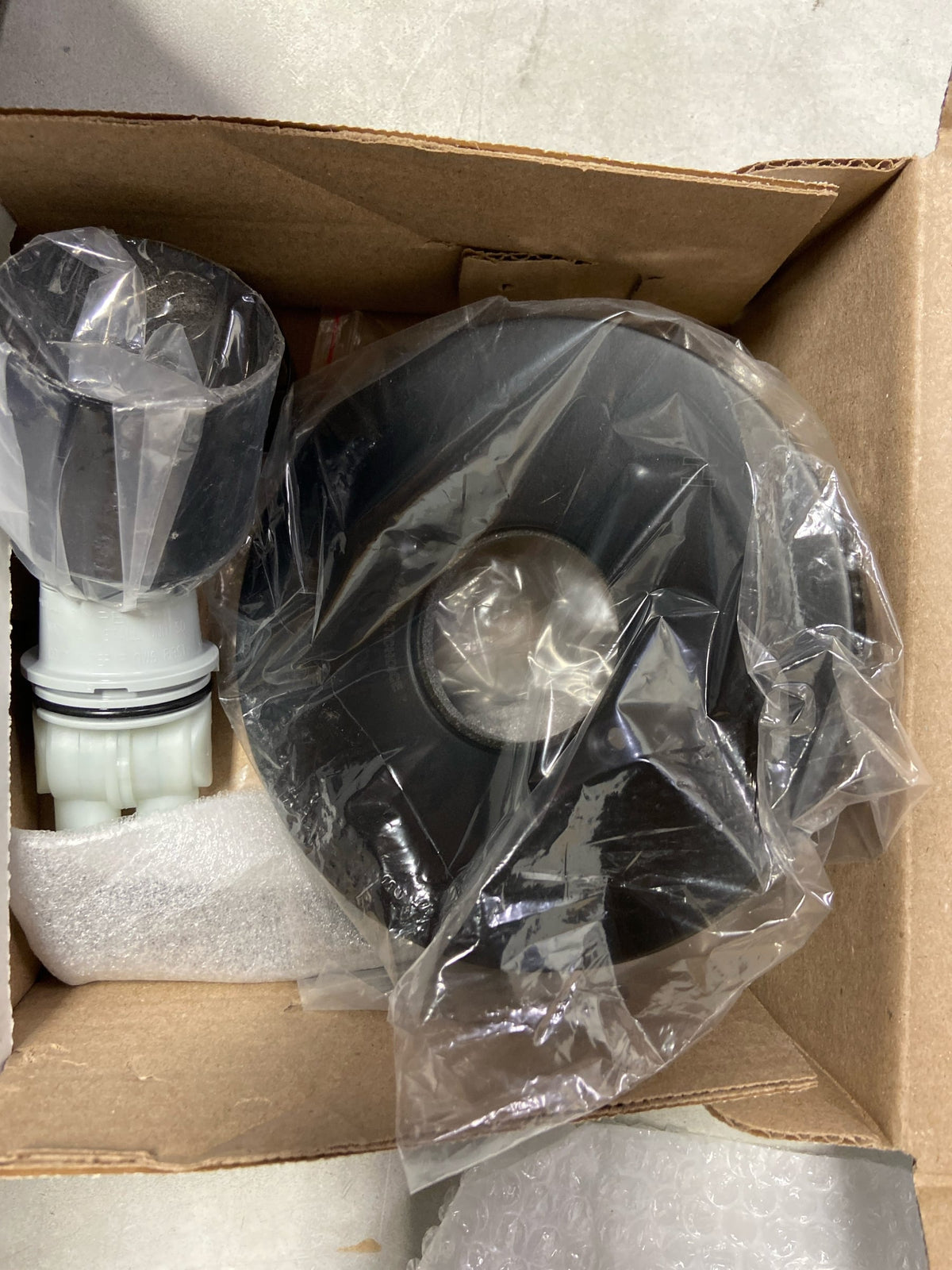 Delta T14259-BLLHD-PP Modern Shower Only Trim Package - Less Shower Head - Matte Black