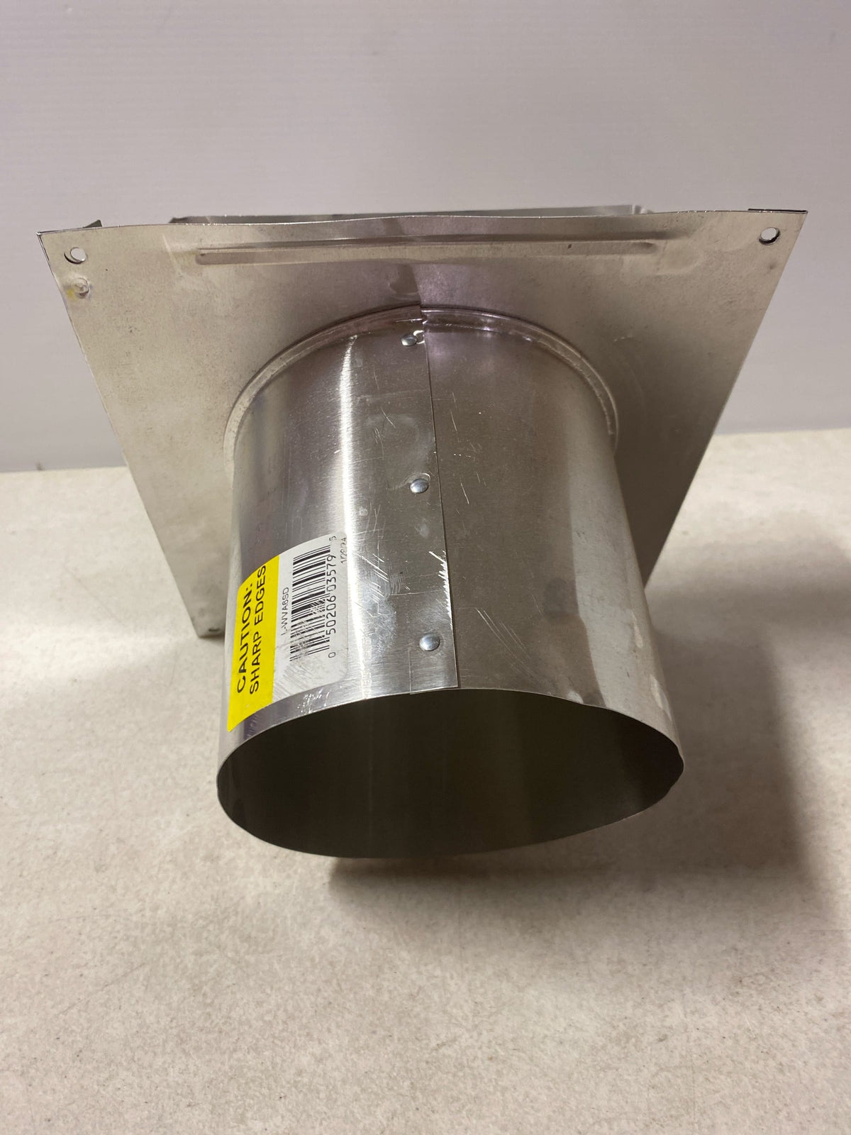 Master flow WVA6SD 6 in. Round Wall Vent with Screen and Damper