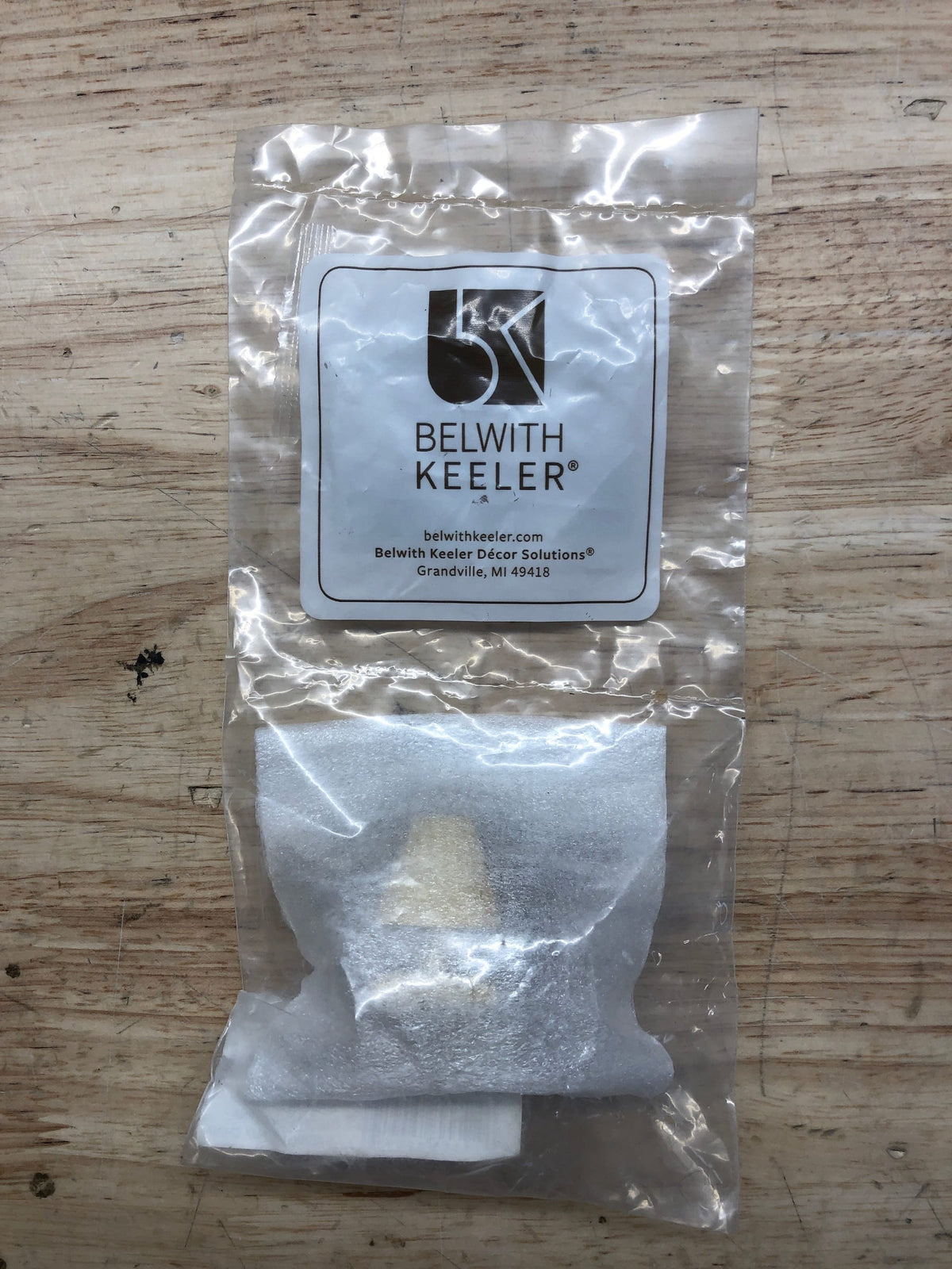 Belwith Keeler B077497-BGB Belleclaire 1.25" Art Deco Square Acrylic Designer Glam Cabinet Knob / Drawer Knob - Brushed Golden Brass