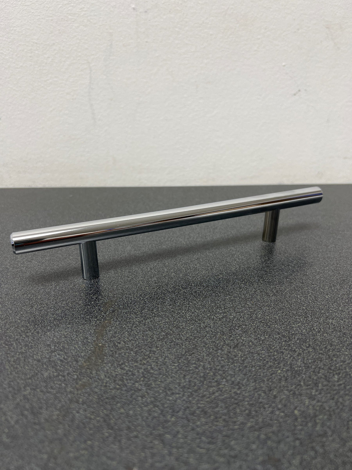 Elements 176PC Naples Short 5-1/16" (128 MM) Center to Center Solid Steel Bar Style Cabinet Handle / Drawer Pull - 6-7/8" Long - Polished Chrome