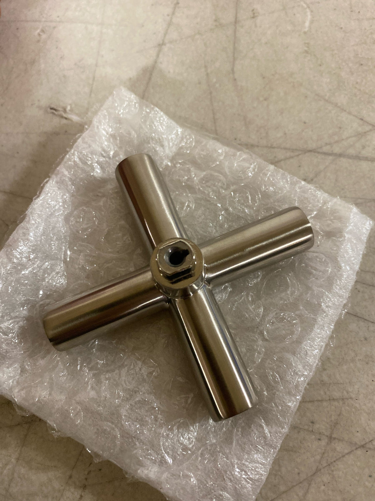 Pfister HHL-LG16TNTK Pfister HHL-LG16TNT Tenet Replacement Cross Handle for Shower Column