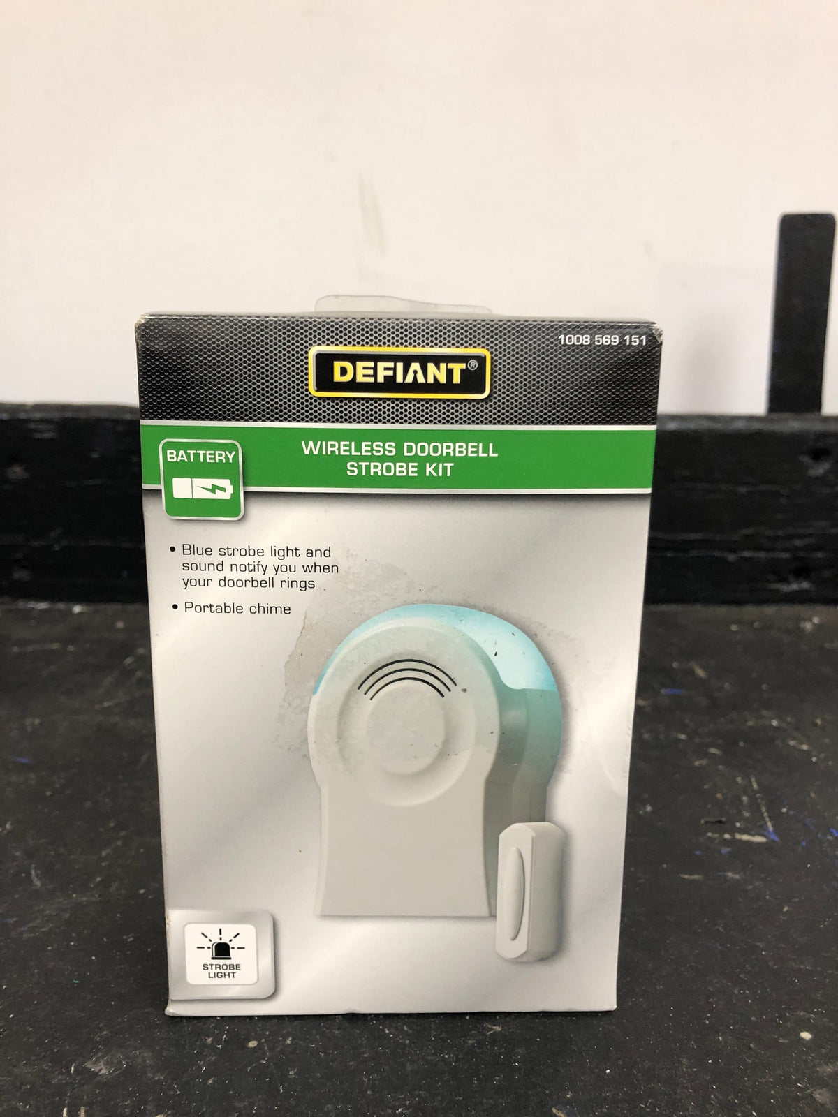 Defiant 18000009 Wireless Battery Operated Tabletop Doorbell Kit with LED Strobe Light and Wireless Push Button, White