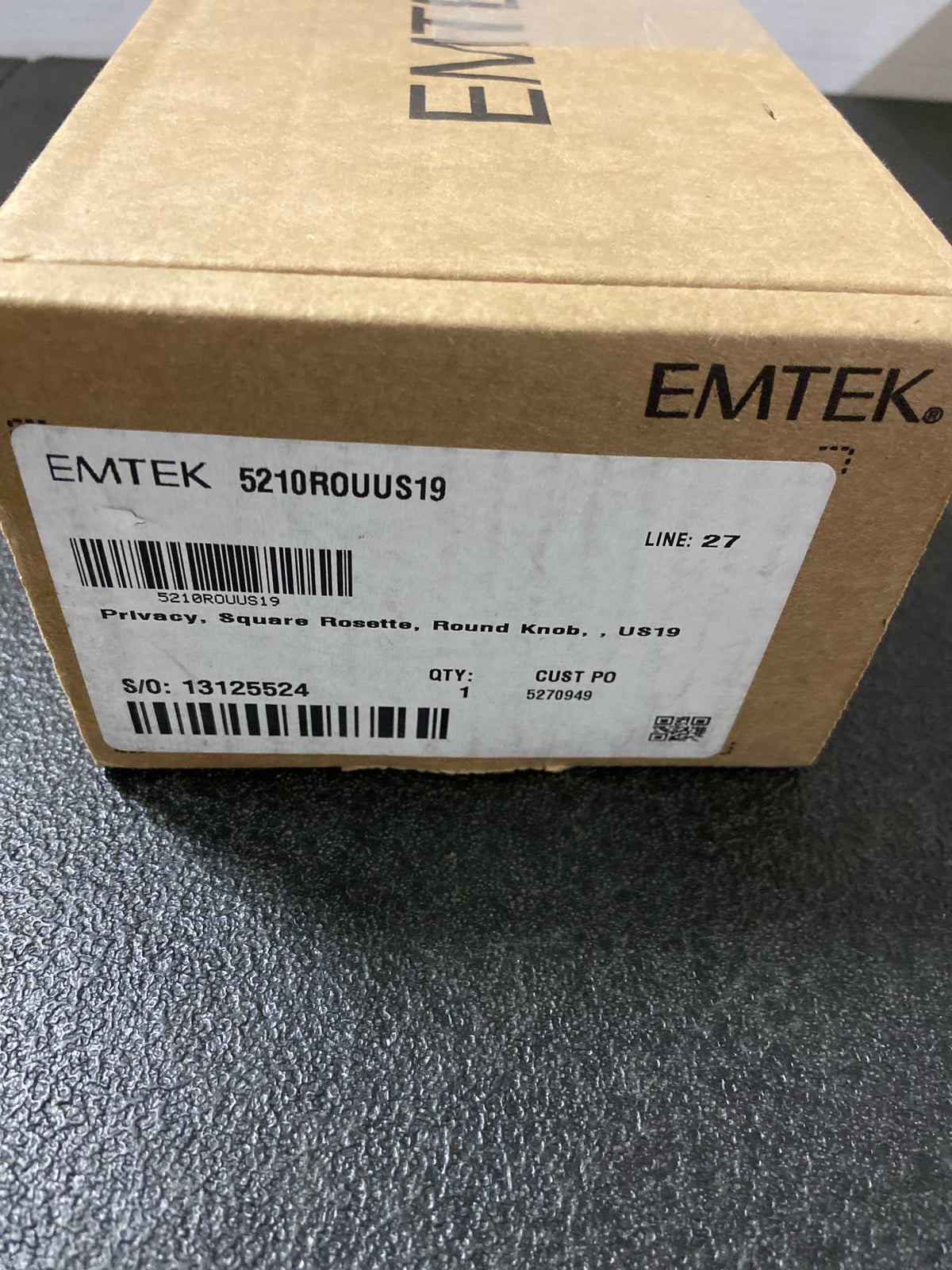 Emtek 5210ROUUS19 Round Knobset Privacy Door Knob Set with Square Rose - Flat Black