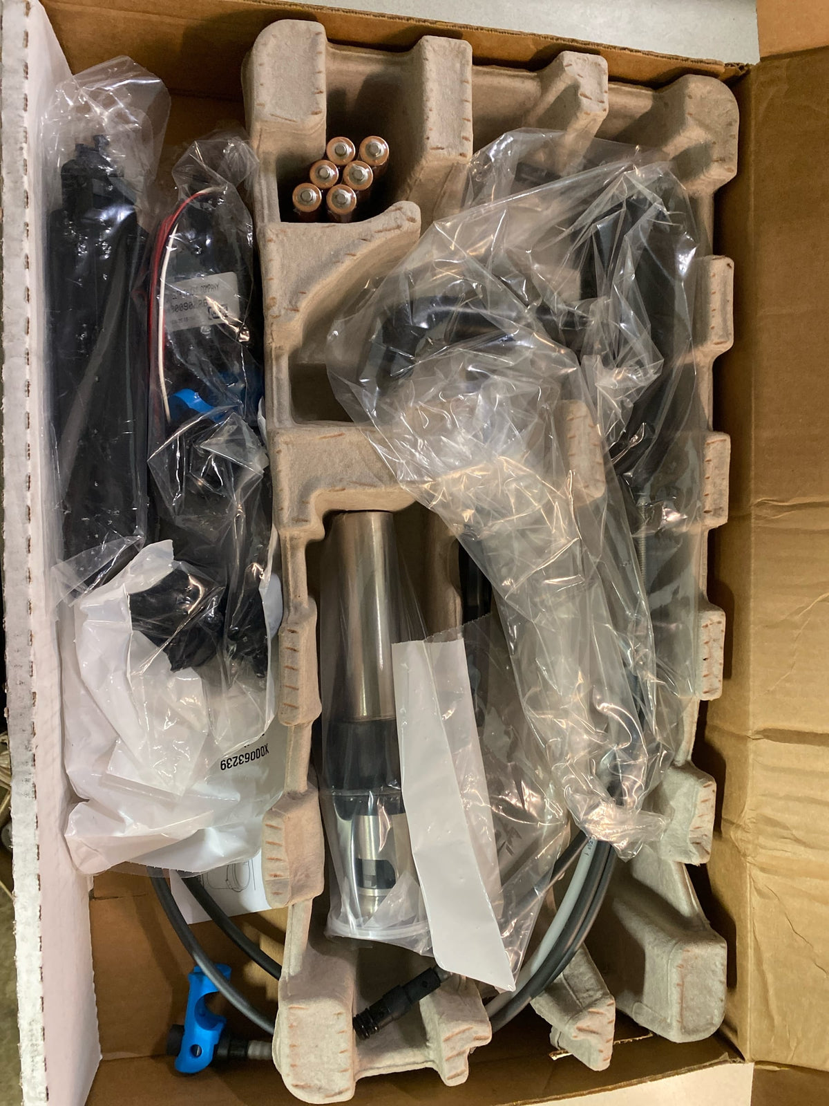 Delta 559TLF-BLMPU Trinsic Touch2O Touchless 1.2 GPM Single Hole Bathroom Faucet with Push Pop-Up Drain Assembly - Matte Black