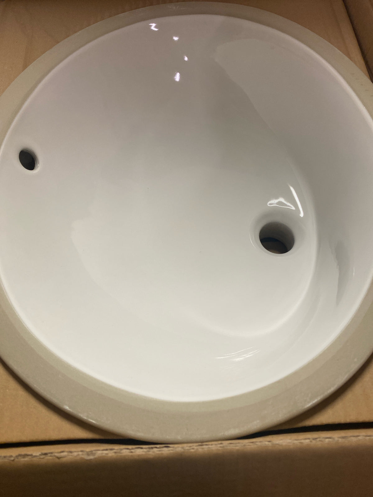 Signature Hardware SHU1714WH Mangrove 20" Oval Vitreous China Undermount Bathroom Sink - White