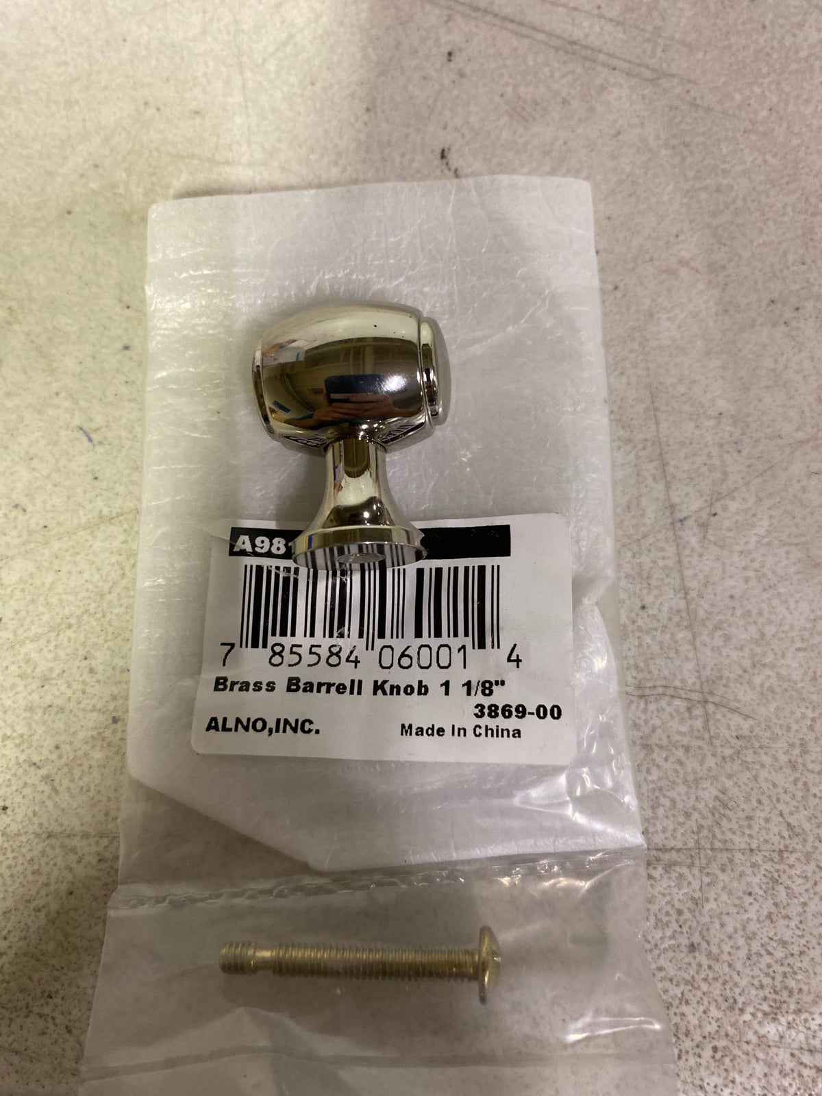 Alno A981-18-PN Royale 1-1/8" Estate Traditional Solid Brass Oval Cabinet Knob / Drawer Knob - Polished Nickel