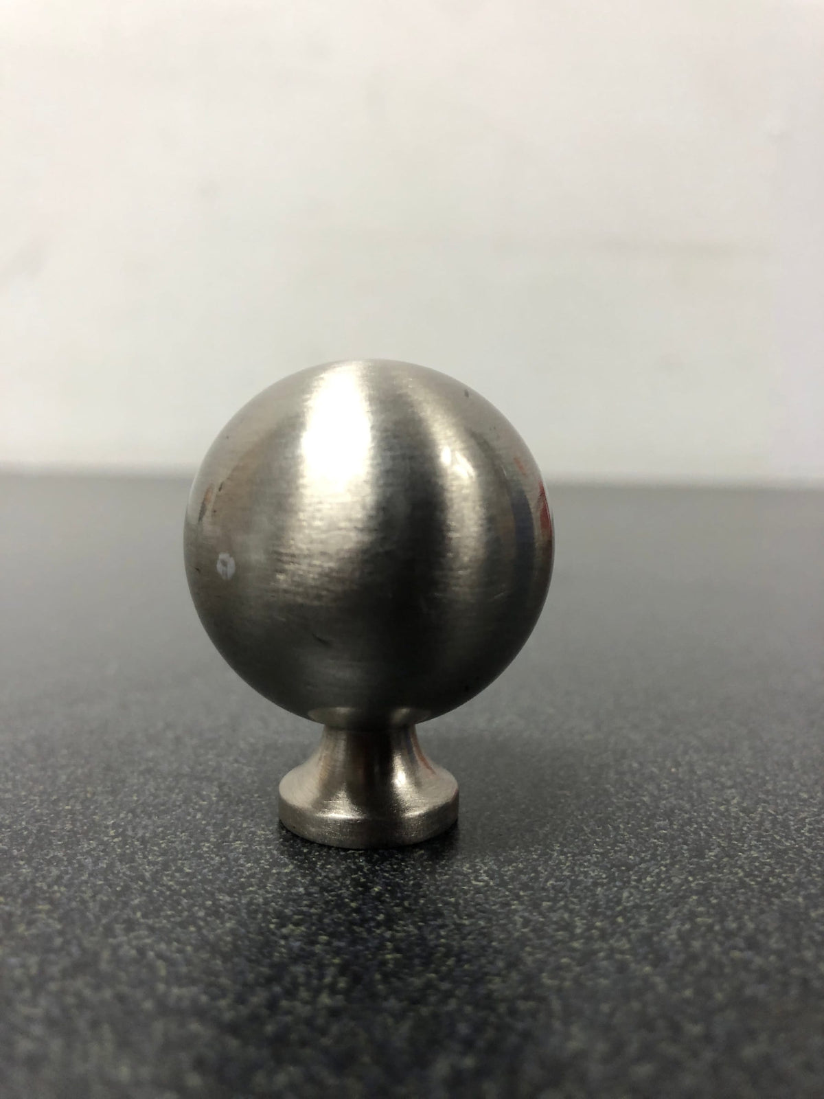 Baldwin 4961 spherical 1-1/4" round cabinet knob - nickel