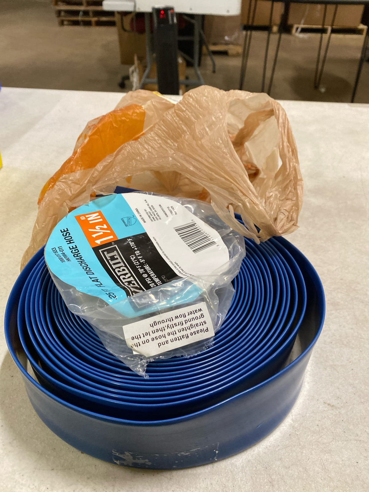 Everbilt 1000017933 1-1/2 in. I.D. x 25 ft. Polyethylene Discharge Hose
