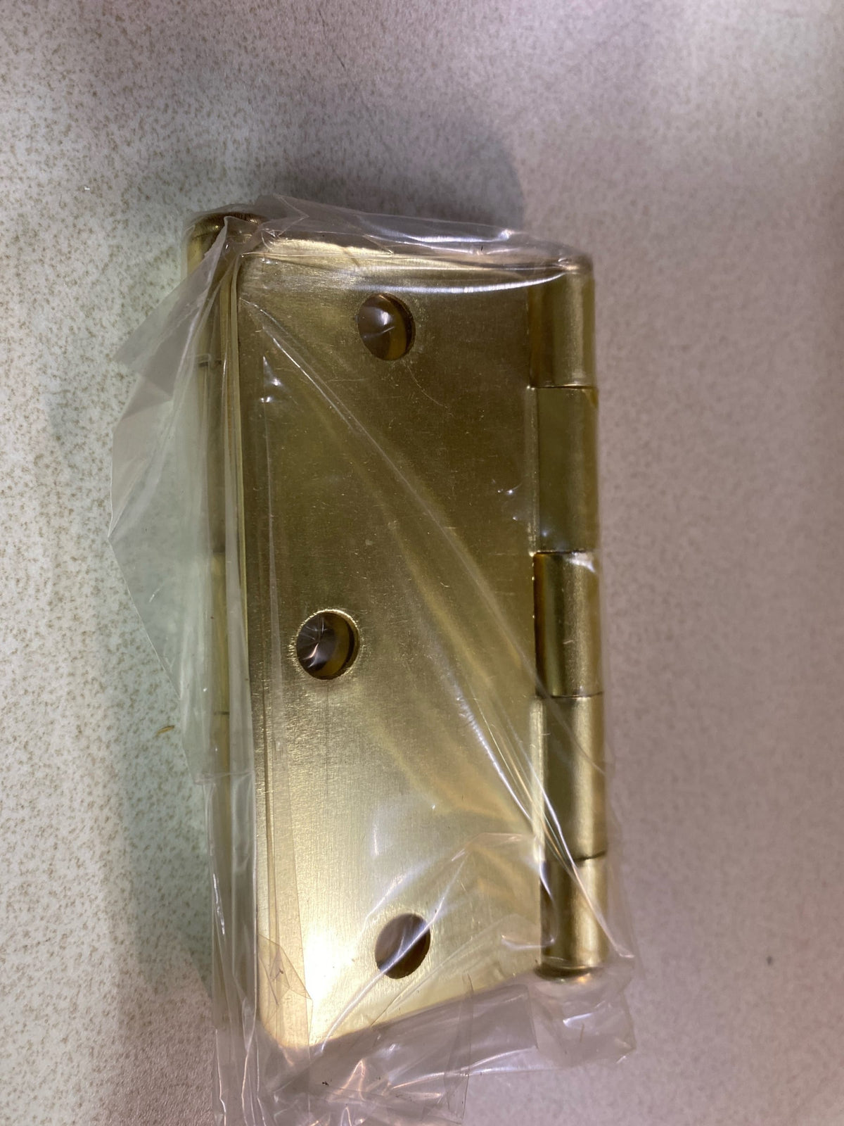 Miseno MDH3512 3-1/2 x 3-1/2 Plain Bearing 1/4" Radius Corner Door Hinge - Pair - Satin Brass