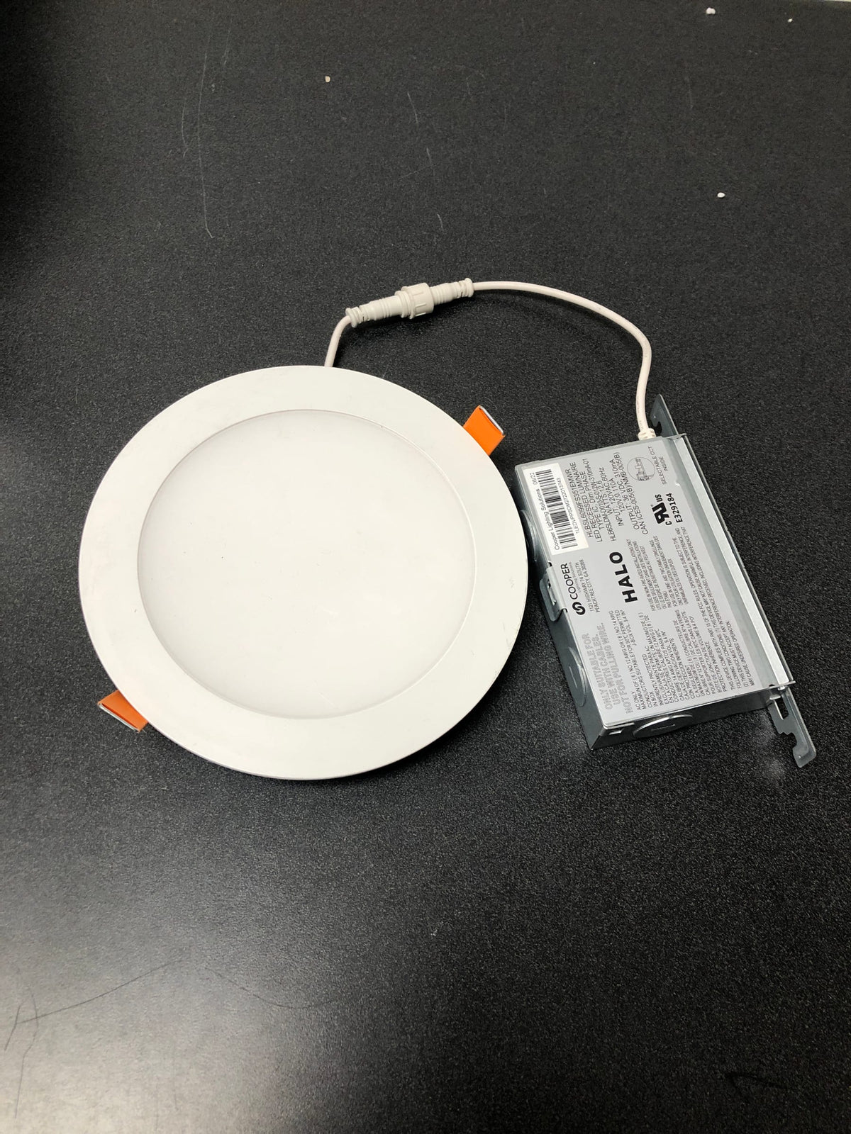 Halo HLBSL 6 in. Color Selectable New Construction or Remodel Canless Recessed Integrated LED Kit-HLBSL6099FS351EMWR