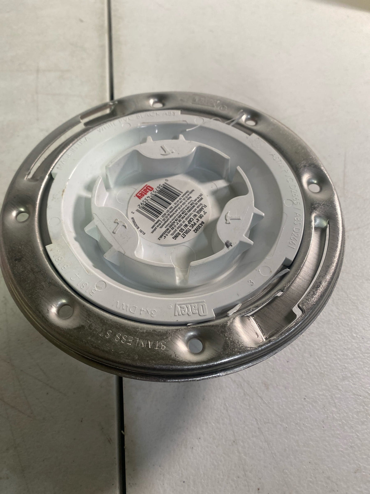 Oatey 435922 Fast Set 3 in. Outside Fit or 4 in. Inside Fit PVC Hub Toilet Flange with Test Cap and Stainless Steel Ring