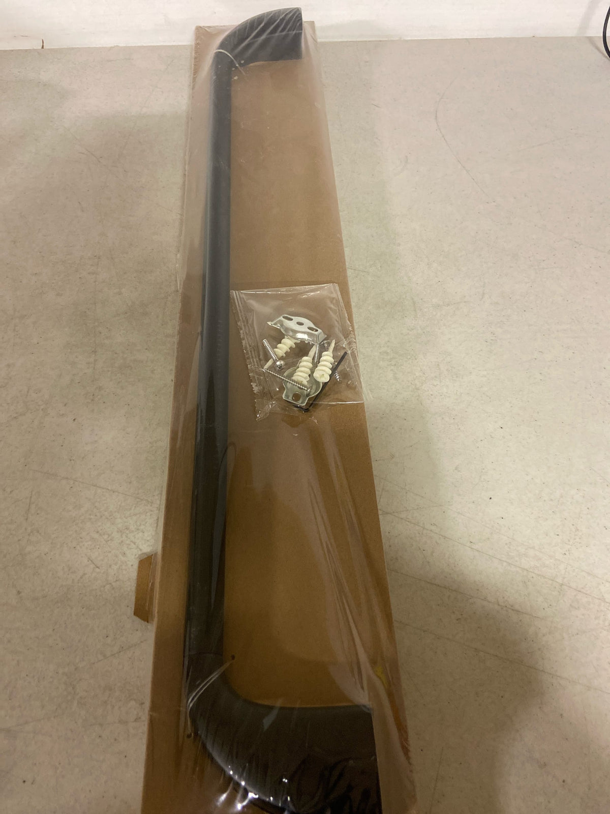 Gerber Gilde 24 in.Wall Mounted Towel Bar