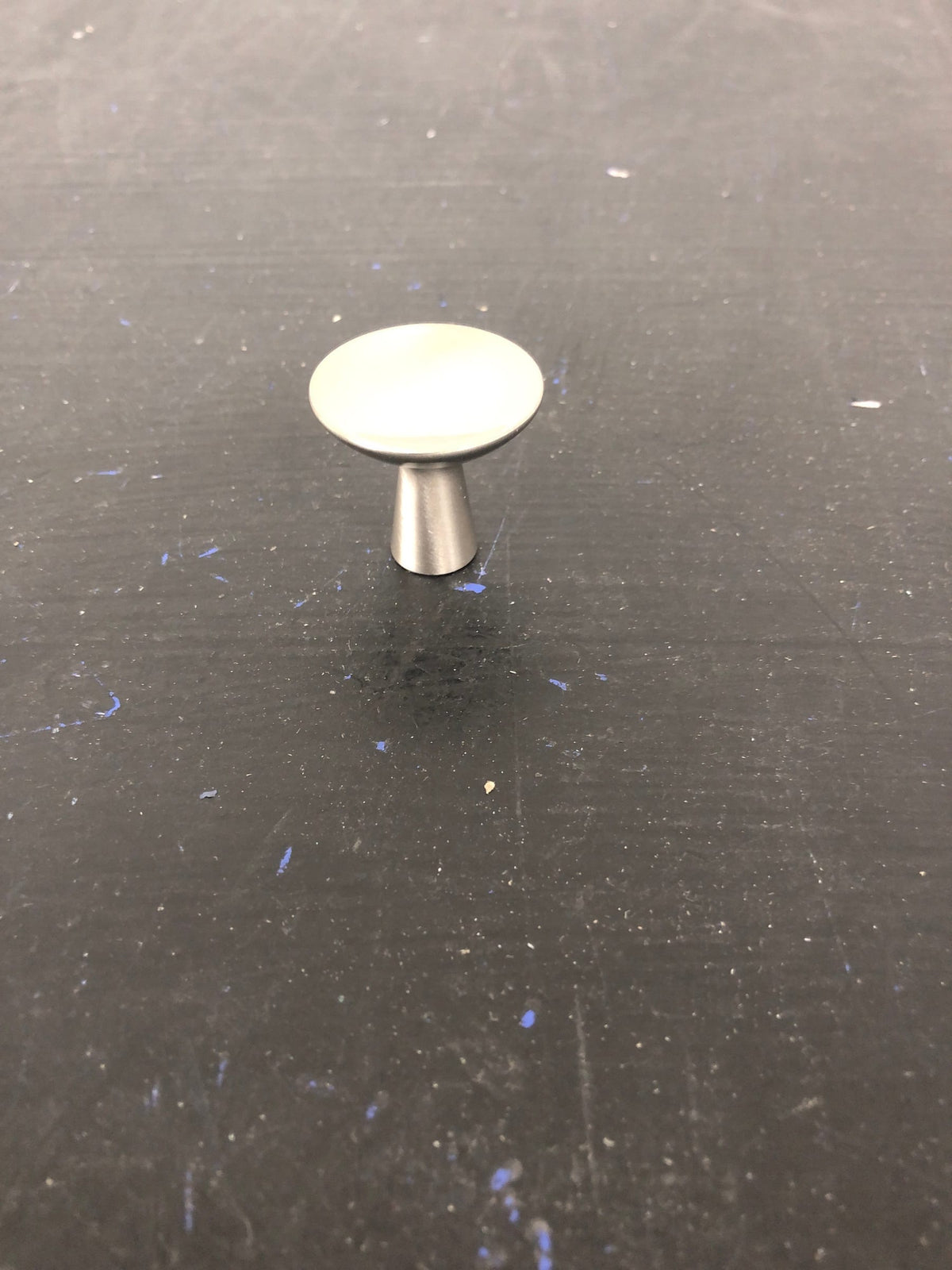Hickory Hardware H078776SN Maven 1-1/4" Urban Modern Concave Round Cabinet Knob / Drawer Knob - Satin Nickel