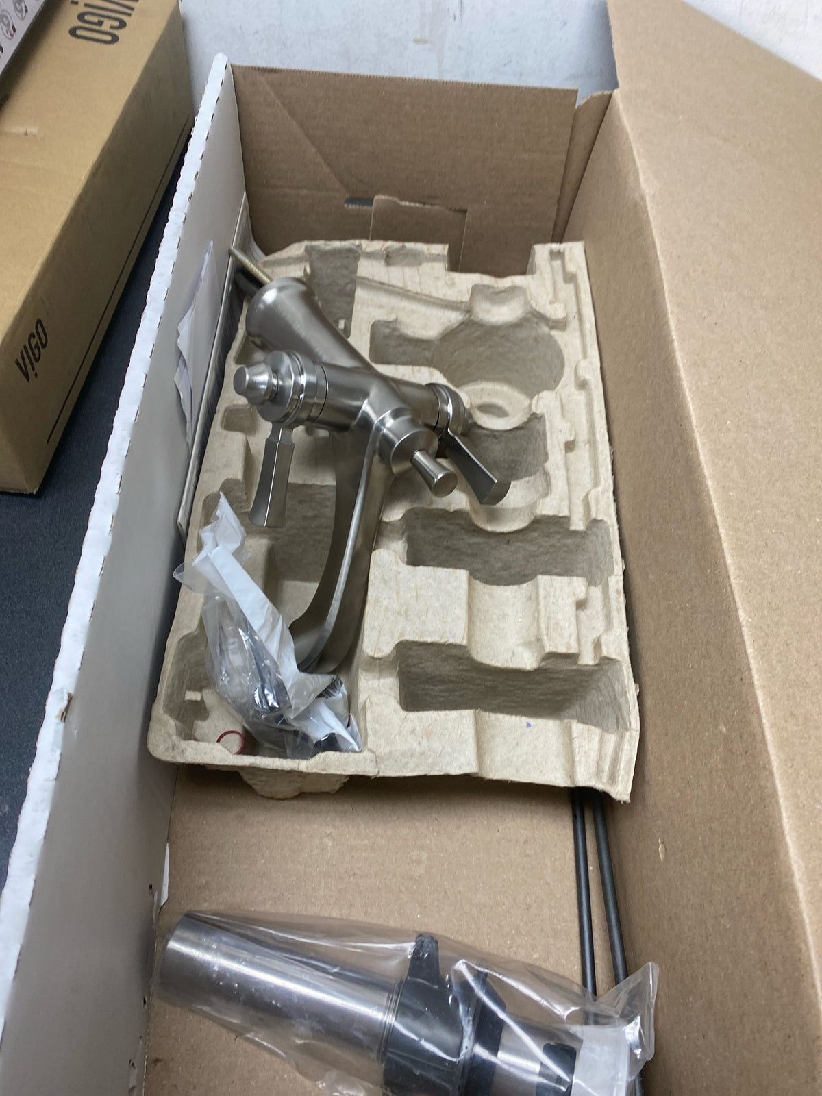 Delta 856-SS-DST Dorval 1.2 GPM Single Hole Bathroom Faucet - Brilliance Stainless