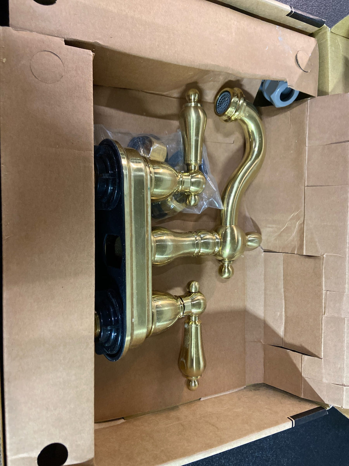 Kingston Brass KB1607AL Heritage 1.2 GPM Centerset Bathroom Faucet with Pop-Up Drain Assembly - Brushed Brass