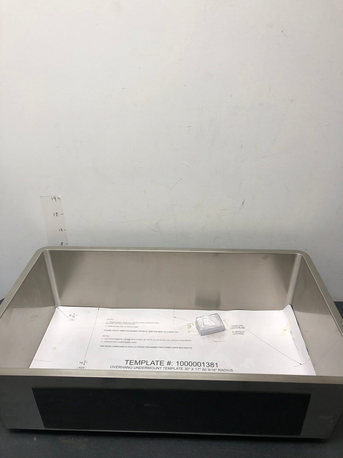 Elkay HDU32189F Crosstown 32in. Undermount 1 Bowl 18 Gauge Stainless Steel Sink Only and No Accessories