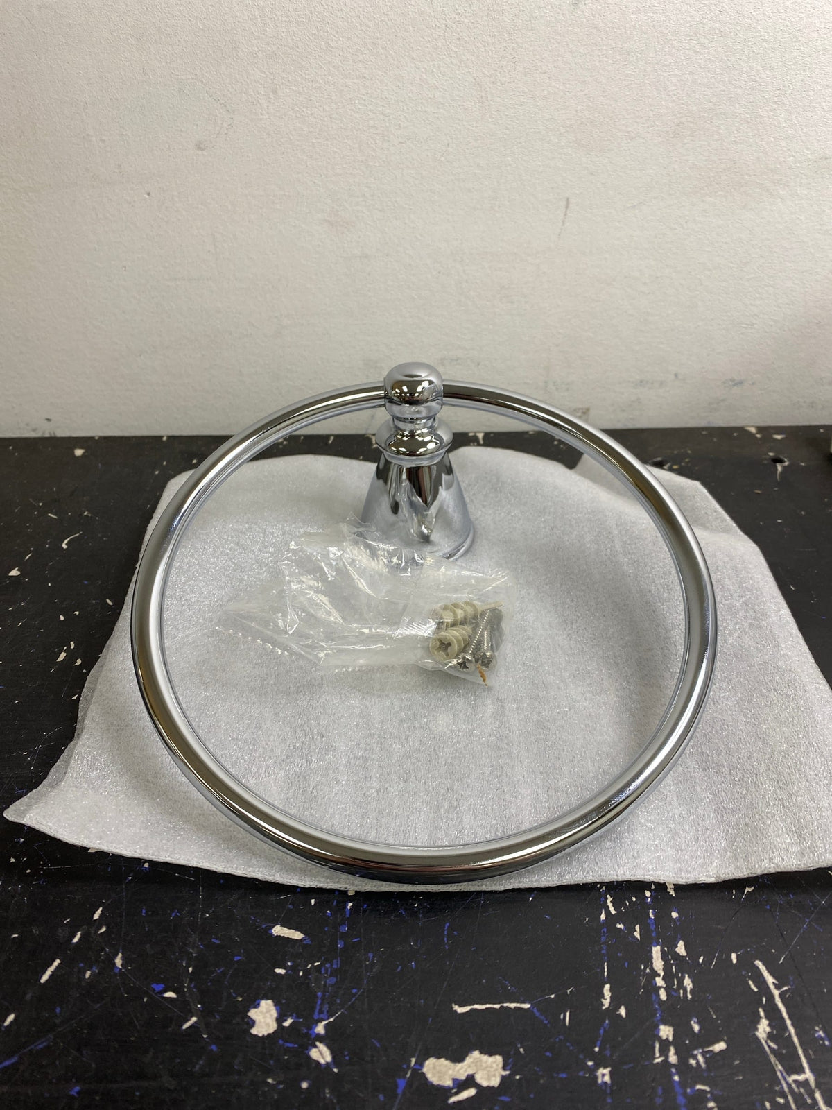 Design House 558205 Kassel 7" Wide Towel Ring - Polished Chrome