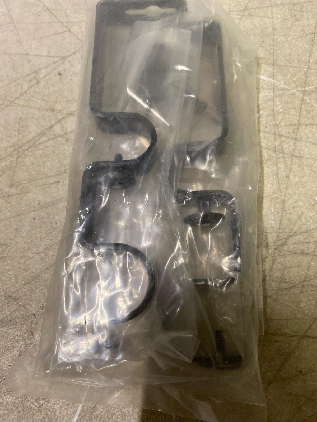 Rod desyne 1917-12 Black Steel Double Projection Curtain Rod Bracket (Set of 2)