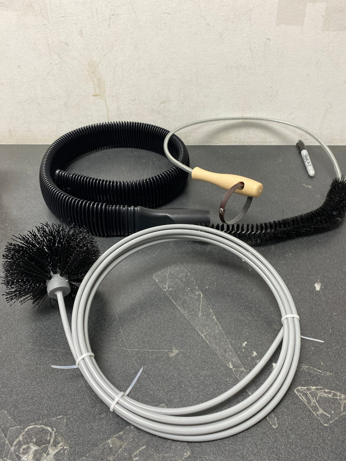 As Seen on TV - Dryer Max 06520-Deluxe Lint Removal Kit for Exhaust Venting System - Black