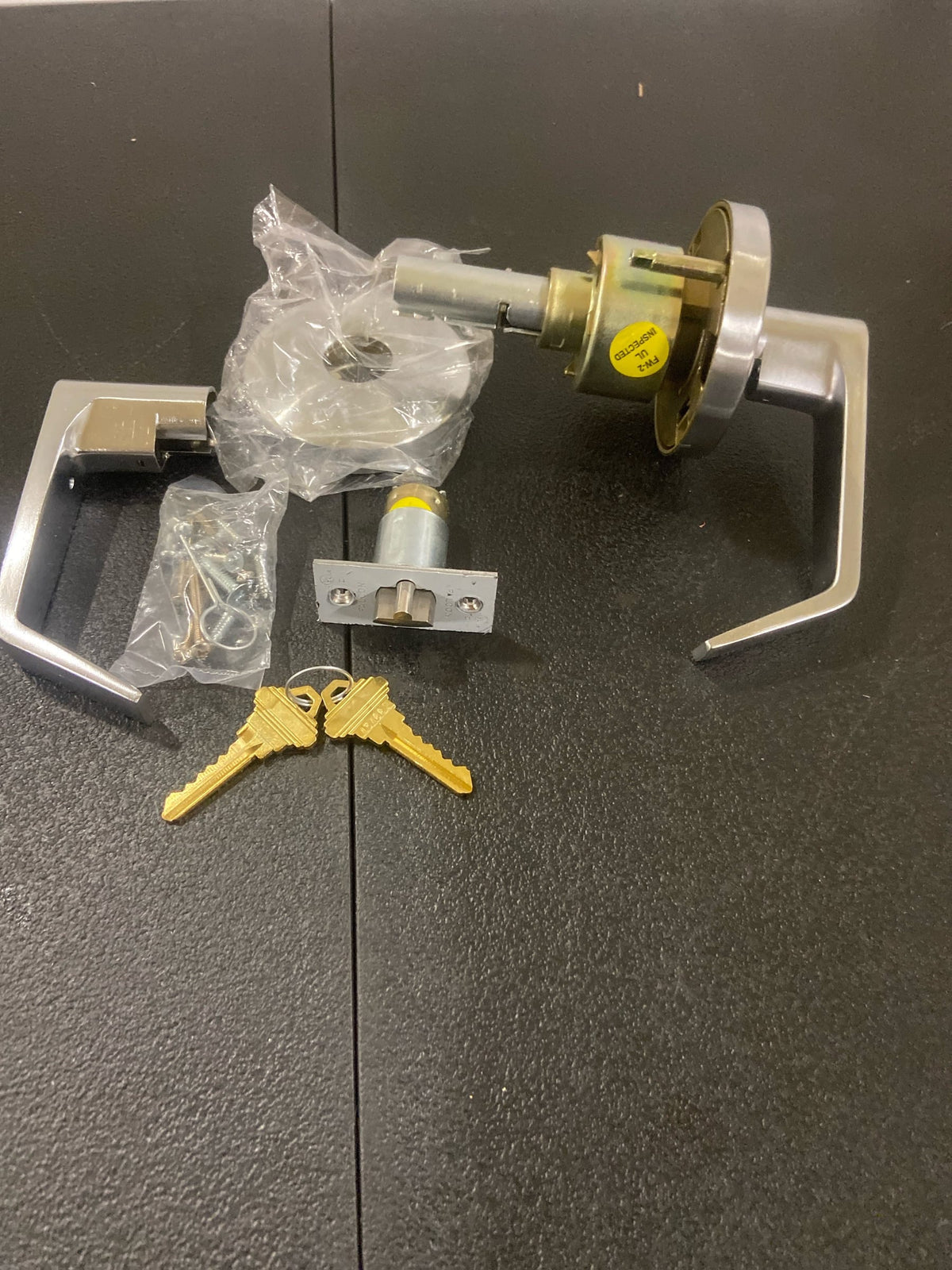 Falcon Falcon W501PD626 W Series Entry Dane Lever Lock C Keyway 30197 Latch 30148 Strike