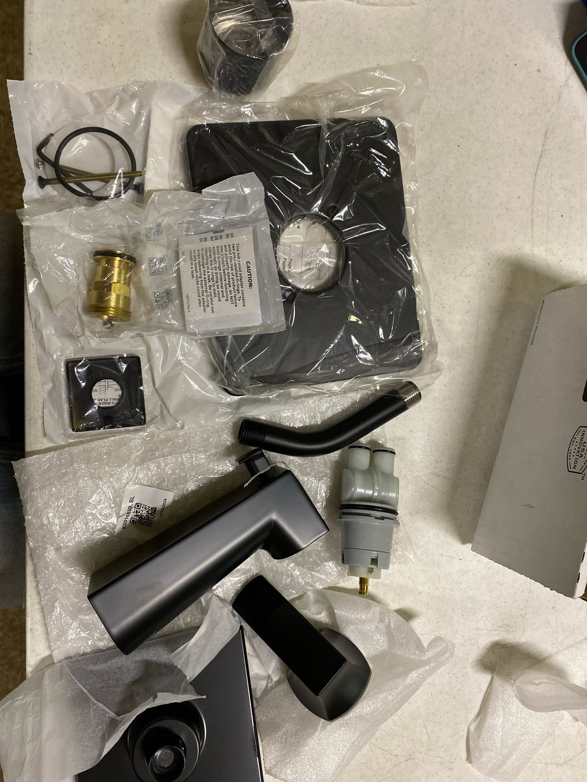 Delta Velum 14 Series Square Bathtub and Shower Faucet Set, Matte Black Shower Head and Handle Set, Valve Trim Kit, Matte Black T14437-BL (Valve Not Included)