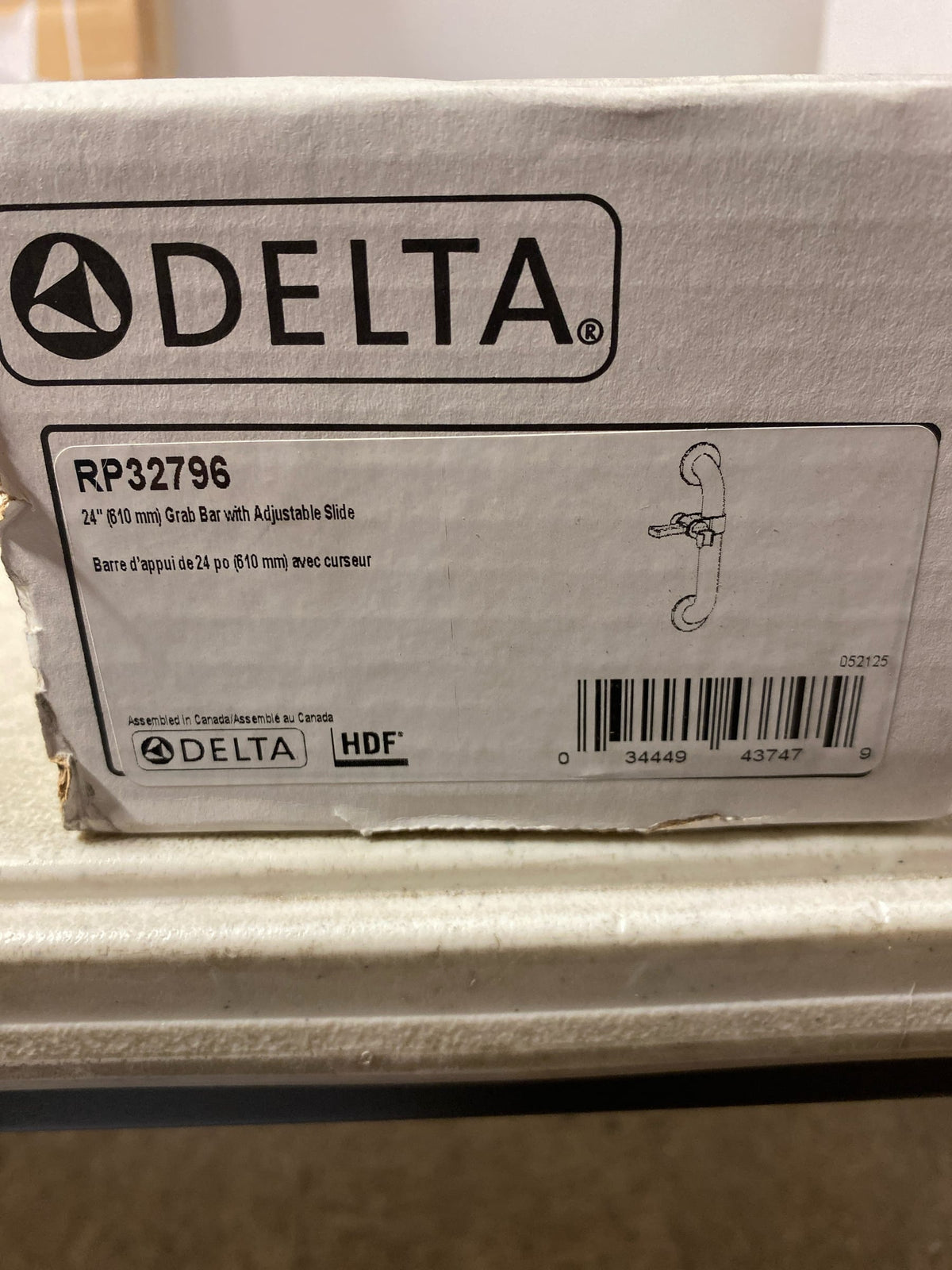 Delta RP32796 24" Adjustable Grab Bar - Chrome