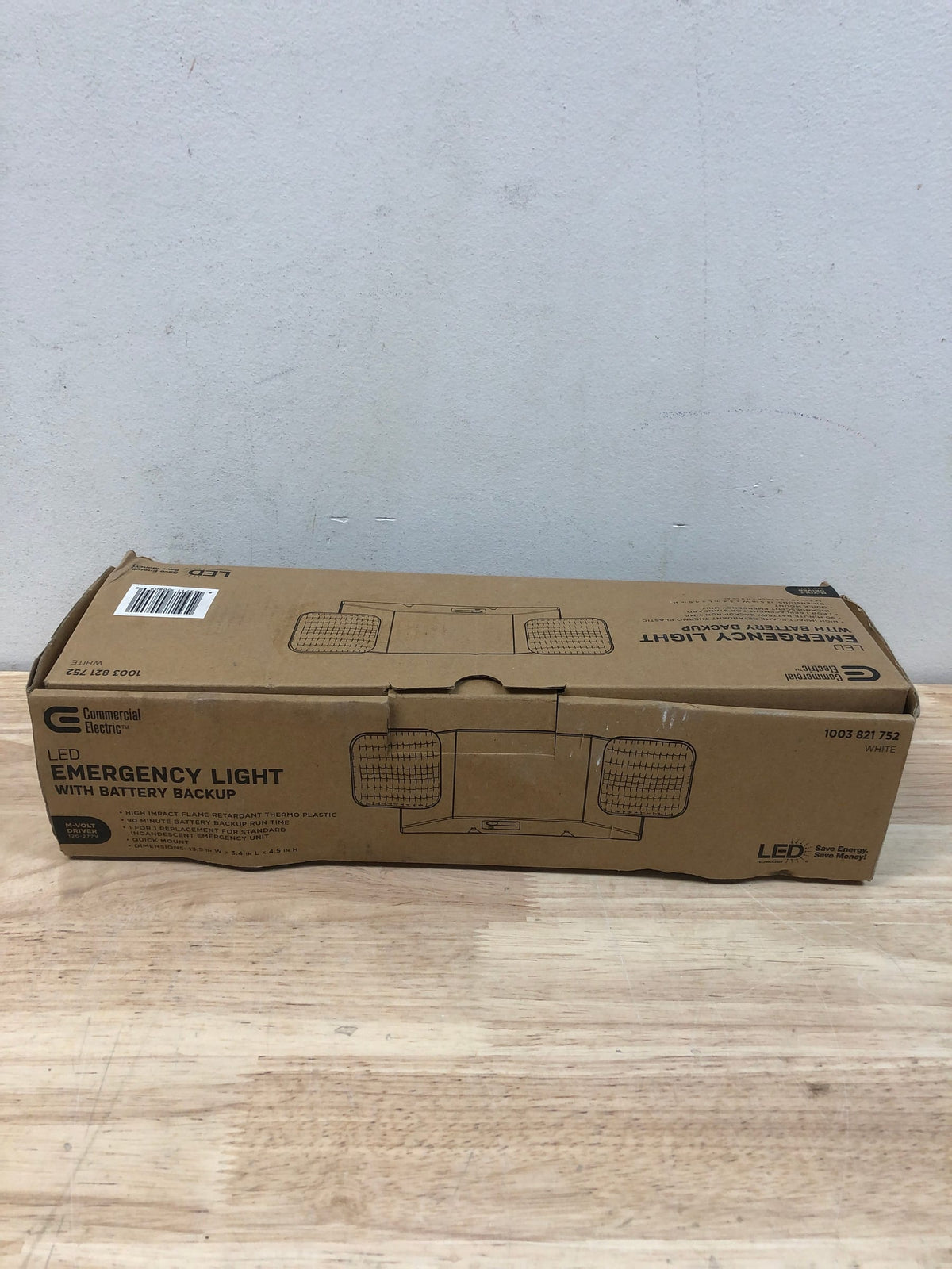Commercial electric EMLEDRECT120277 Rectangle 11-Watt Equivalent Integrated LED White Emergency Light with Ni-Cad 6.0-Volt Battery