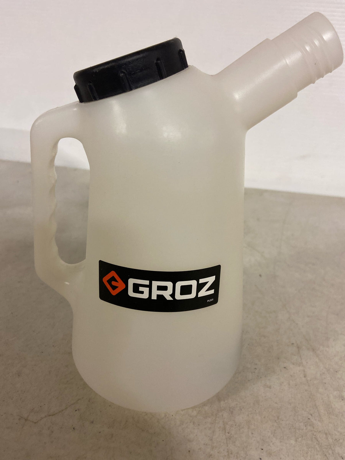 Groz 41900 Plastic Measures with Lid Capacity 1 litre (1 quart).
