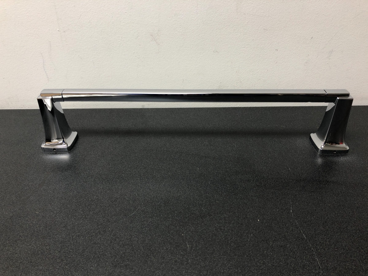American Standard Townsend 18" Single Towel Bar - Polished Chrome