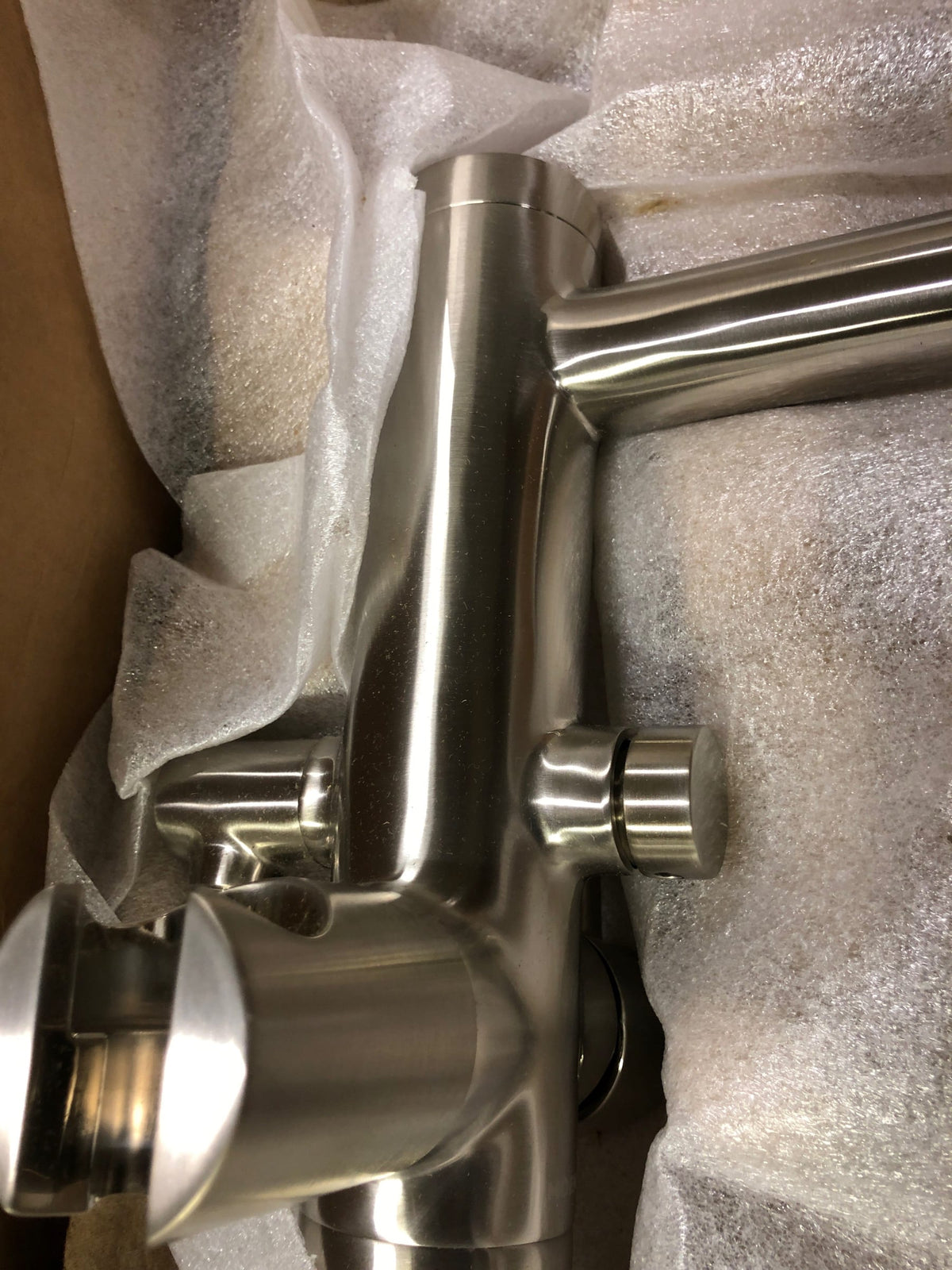 Moen 395BN Align Floor Mounted Tub Filler with Built-In Diverter - Includes Hand Shower - Brushed Nickel
