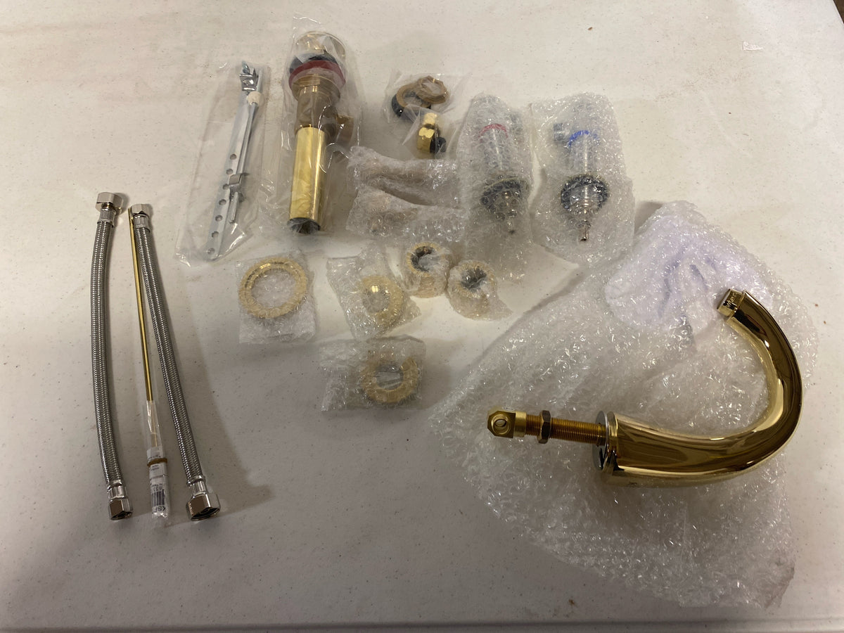 Kingston Brass KS2962DL Concord 1.2 GPM Widespread Bathroom Faucet with Pop-Up Drain Assembly - Polished Brass