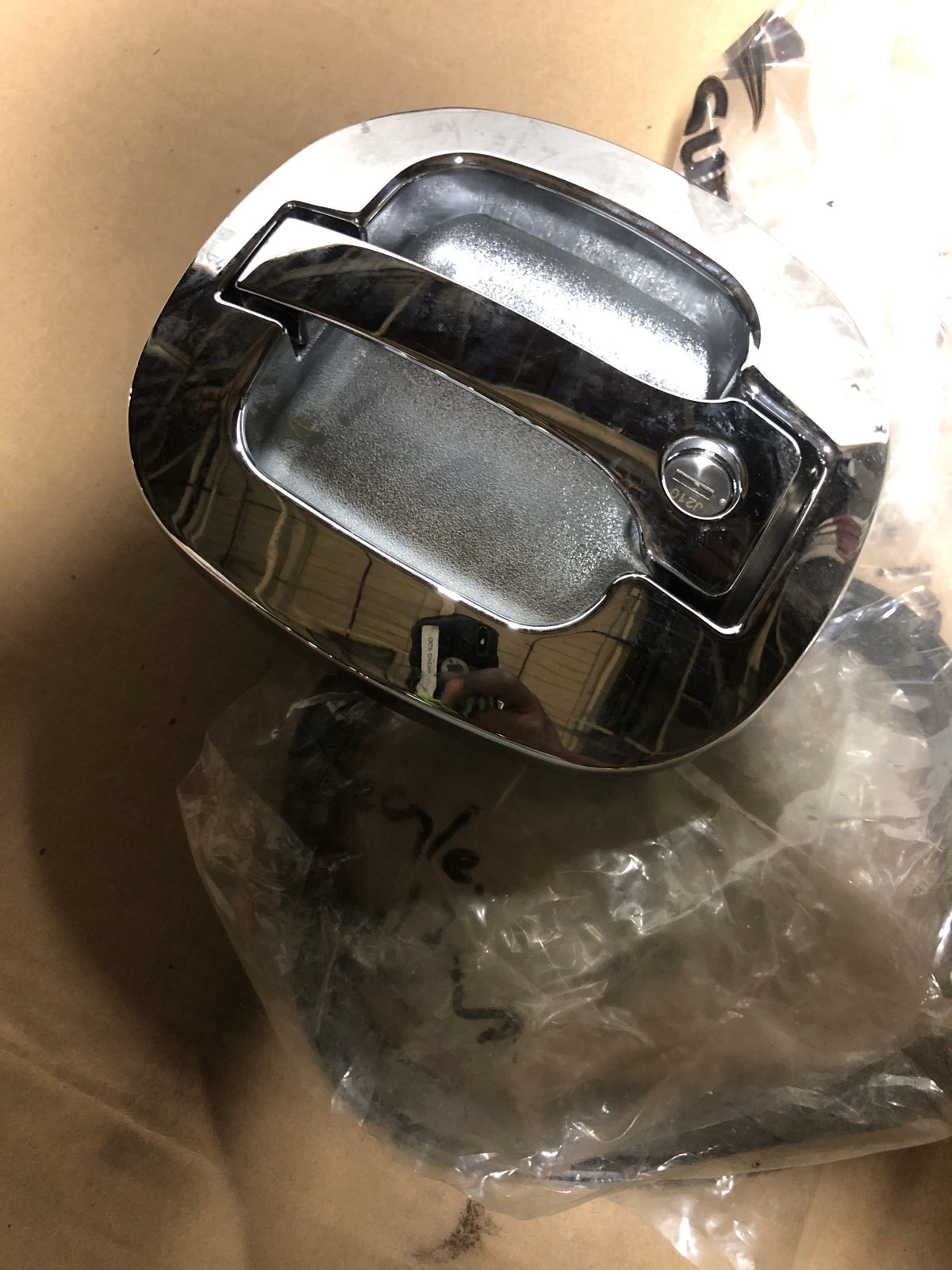03020842 Miller Eberhard 21100 Chrome Latch (Replaces # 0311245)