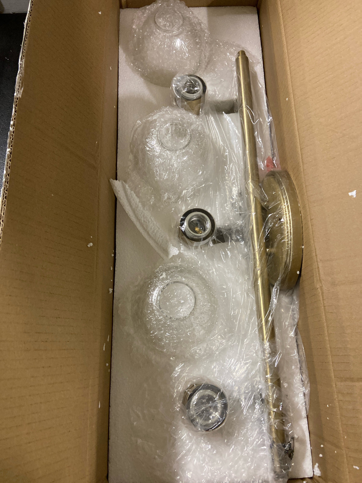 Quorum International 5060-3-280 Reyes 3 Light 25" Wide Vanity Light - Aged Brass / Clear Seeded