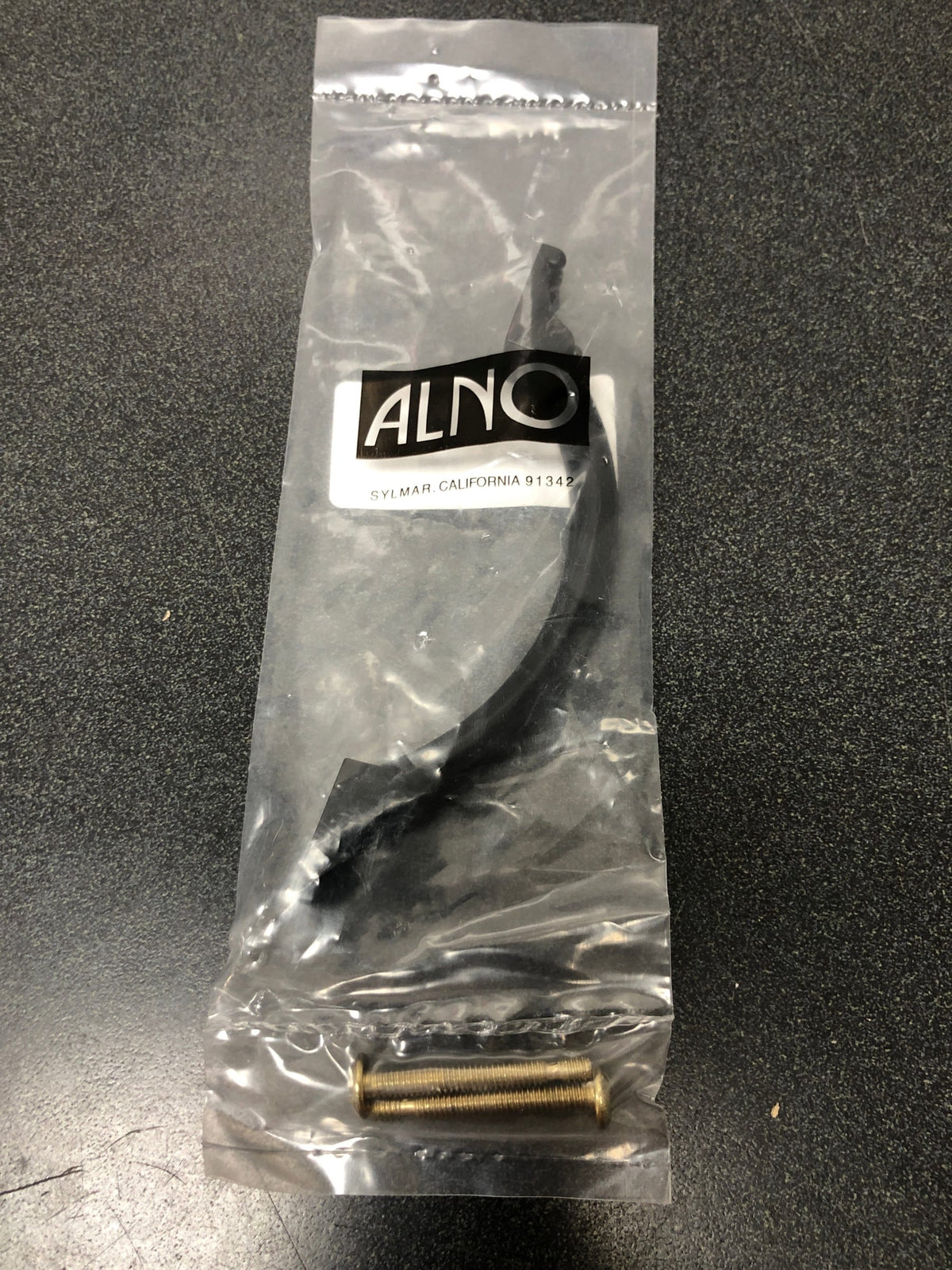 Alno A1476-35-BRZ Fiore 3-1/2" Center to Center Luxury Traditional Solid Brass Arch Bow Cabinet Handle / Drawer Pull - Bronze