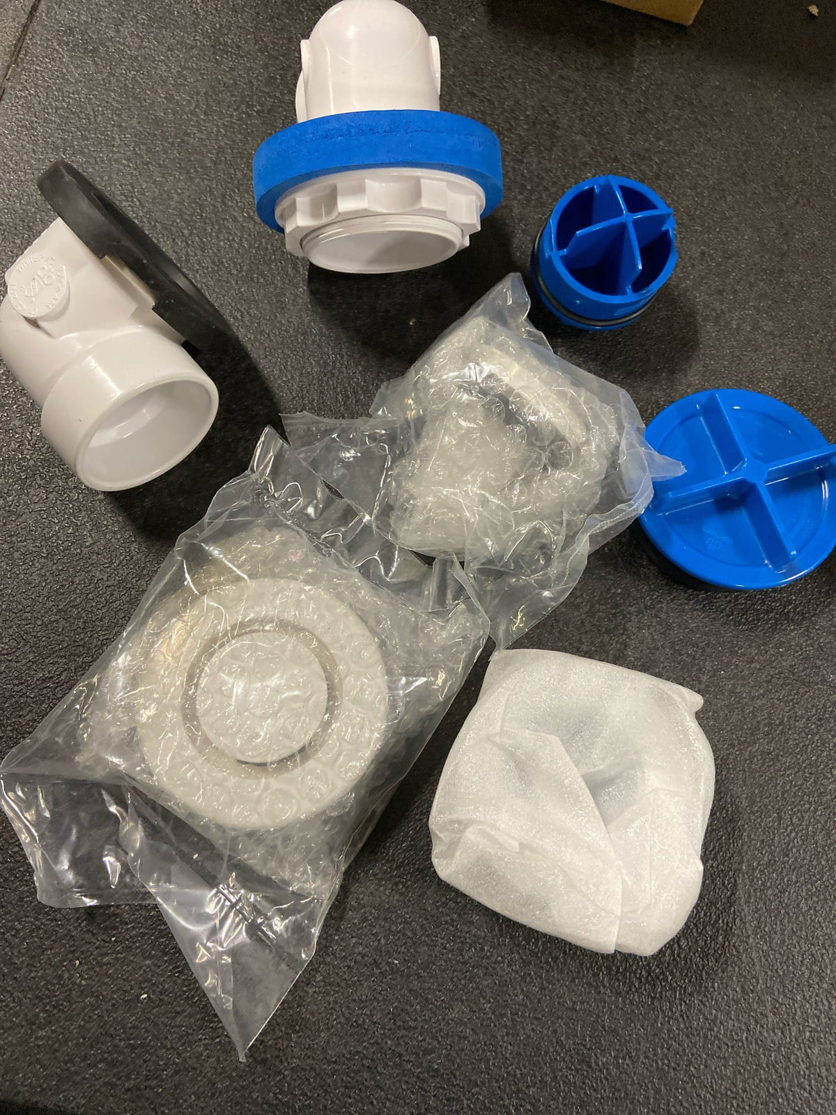 Dearborn P9950WHPS True Blue 1-1/2" Tub Drain Kit - with Overflow - White