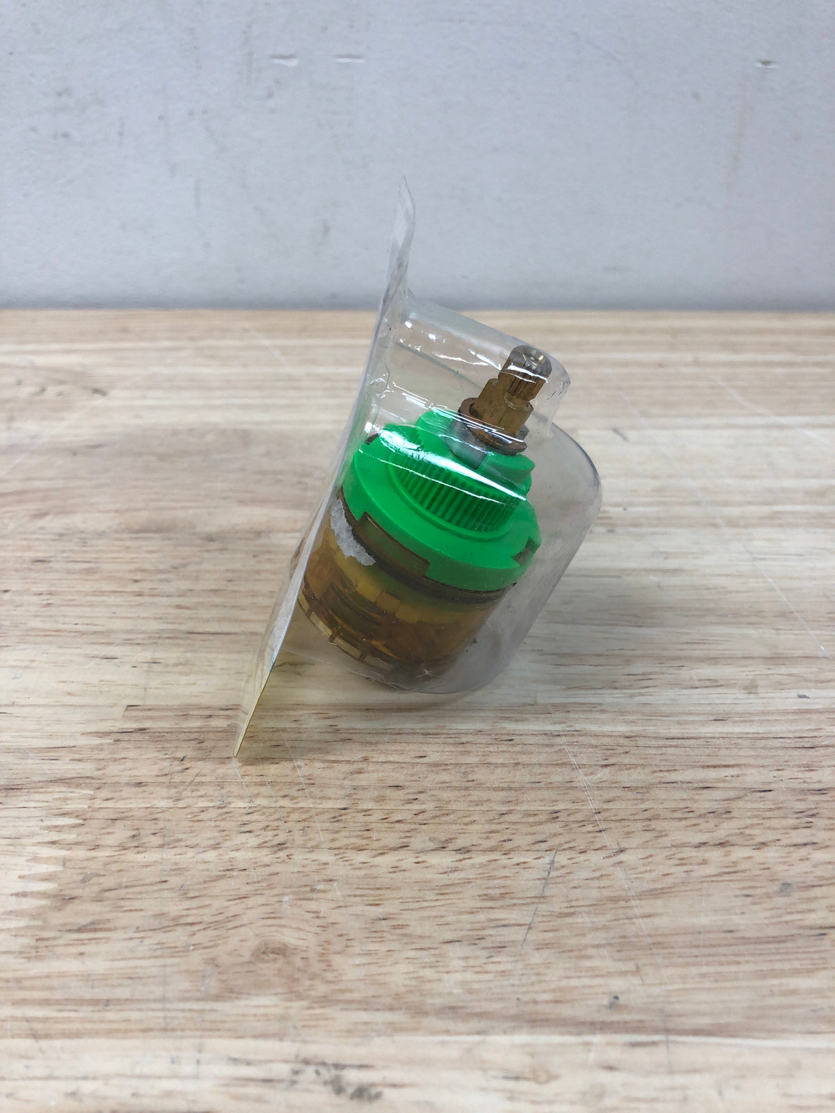 Everbilt 42048 3 1/2 in. B-37 Broach Single Lever Cartridge for Shower Faucets Replaces Gerber 95-154/95-152 and More