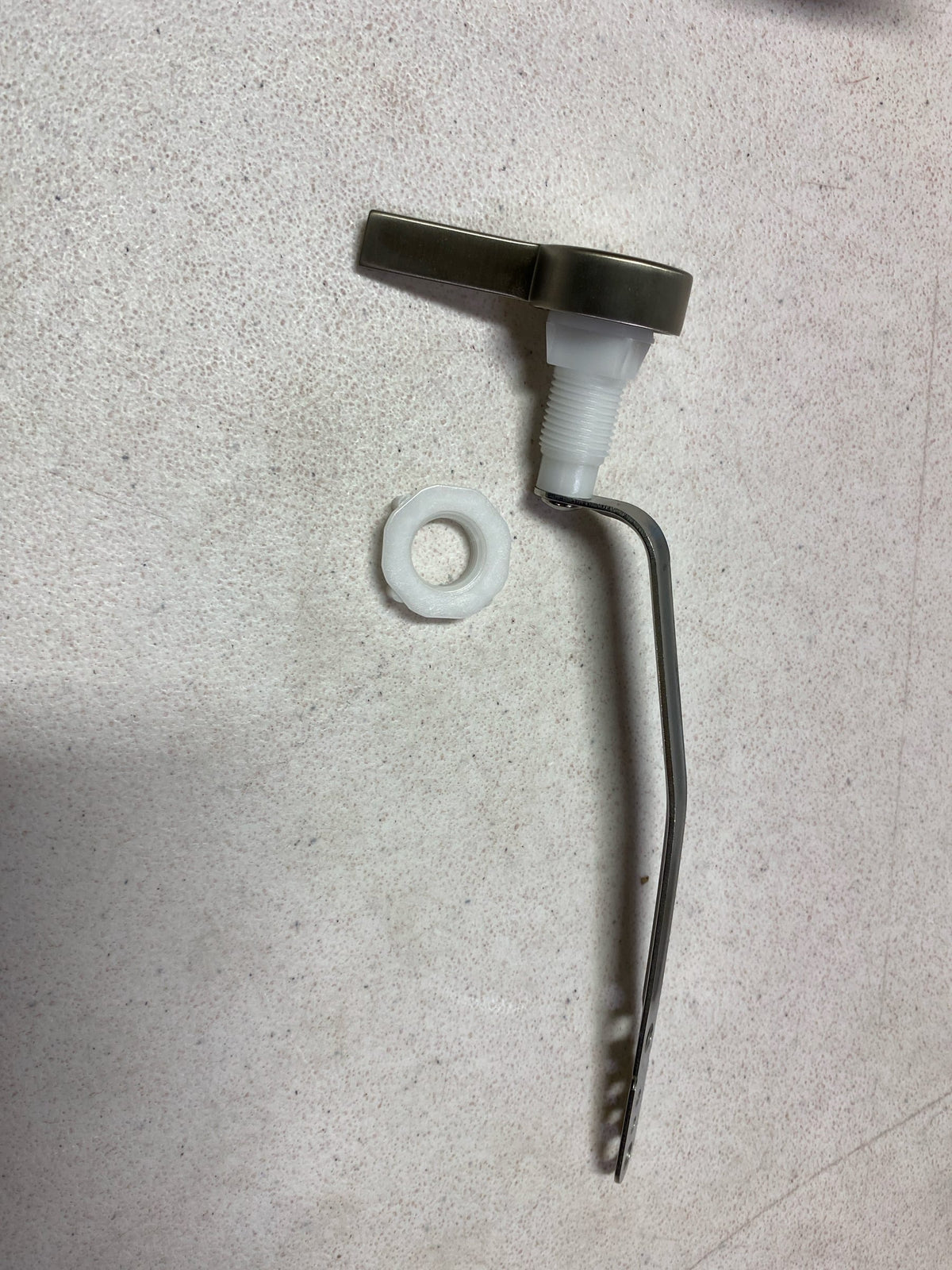 Veil Left-Hand Trip Lever