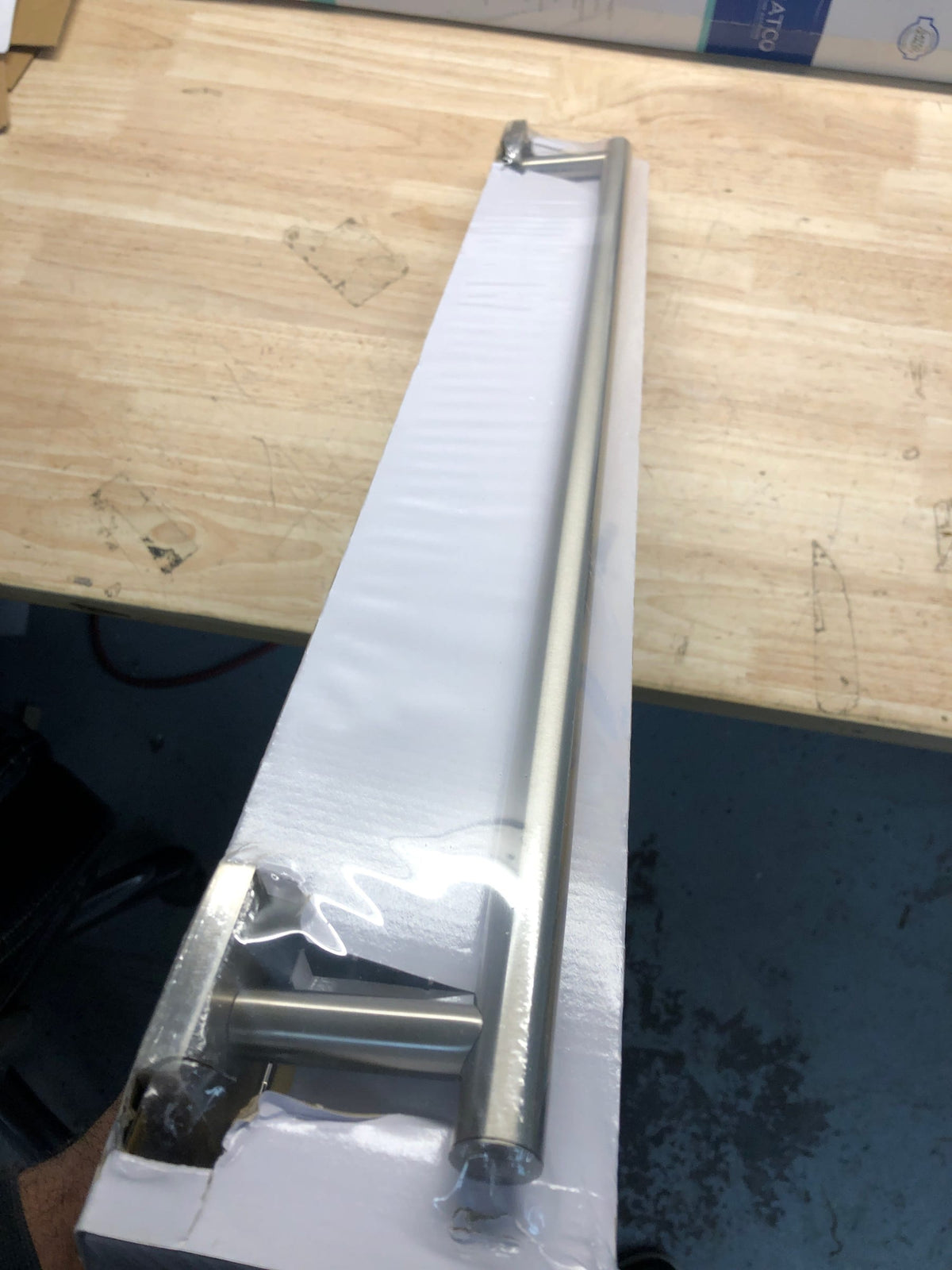 Gatco 5620 Mode 24" Towel Bar - Satin Nickel
