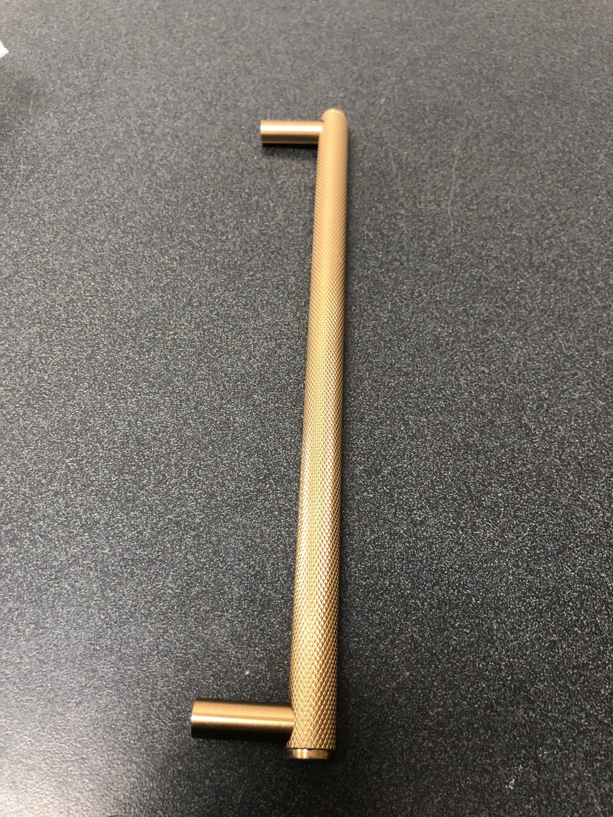 Schaub and Company 5008-SSB Pub House 8" Center to Center Diamond Knurled Solid Brass Cabinet Bar Handle / Drawer Bar Pull - Signature Satin Brass