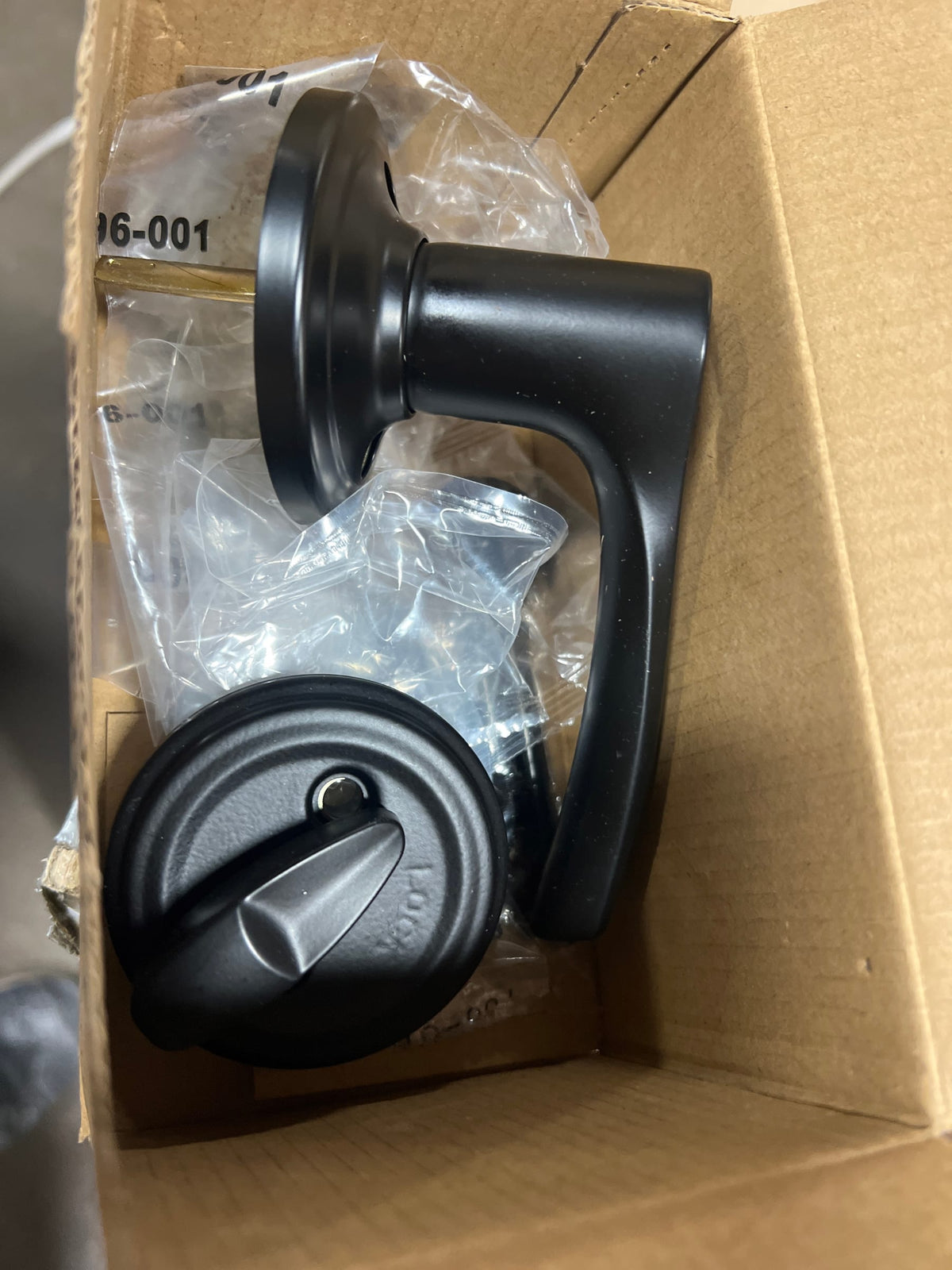 Kwikset 966HYL-514.UNIV Henley Lever Single Cylinder Interior Pack with Round Rose for Handlesets - Matte Black