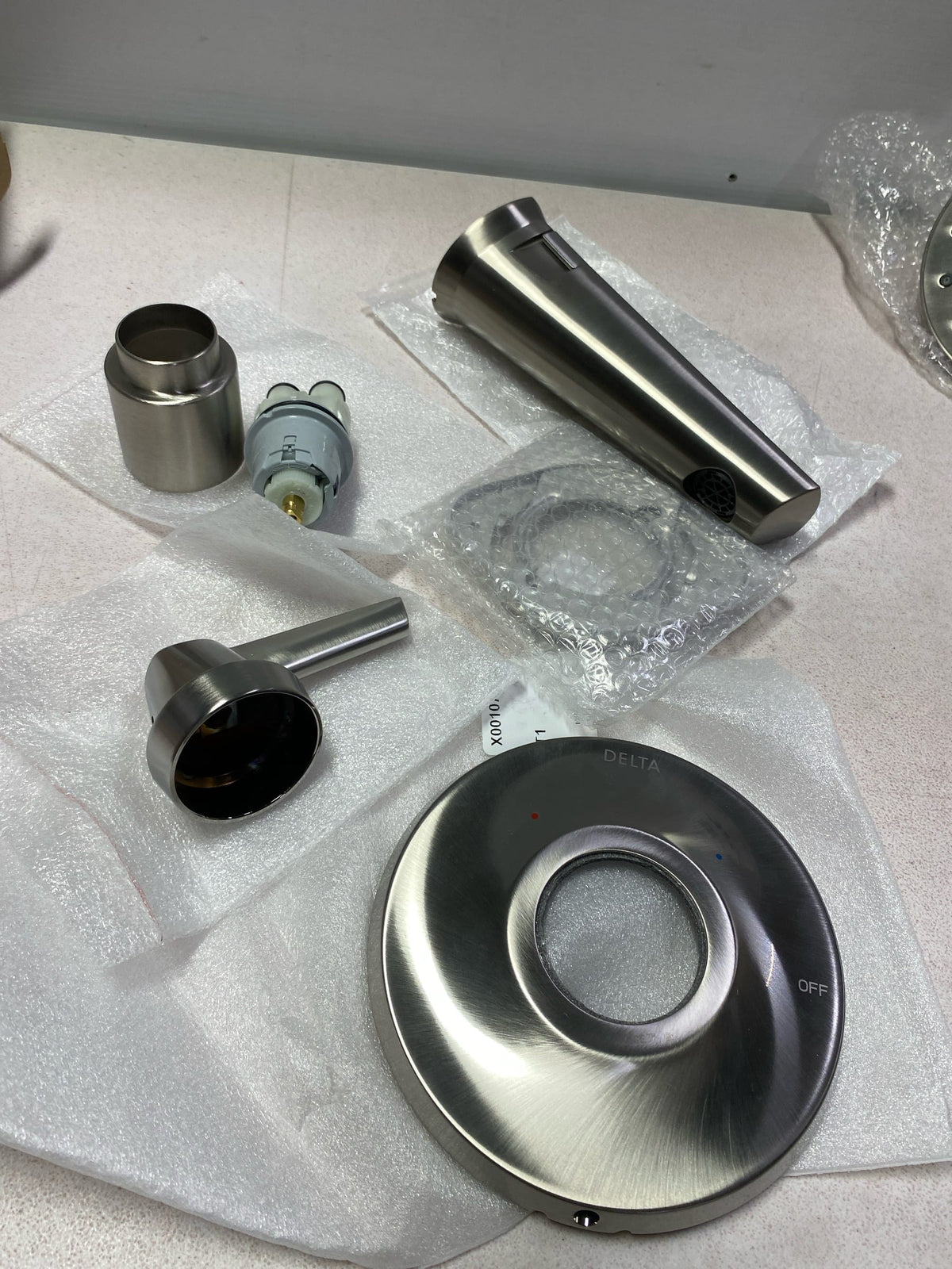 Delta T14472-SS-PR Galeon Monitor 14 Series Single Function Pressure Balanced Tub and Shower - Less Rough-In Valve - Lumicoat Stainless